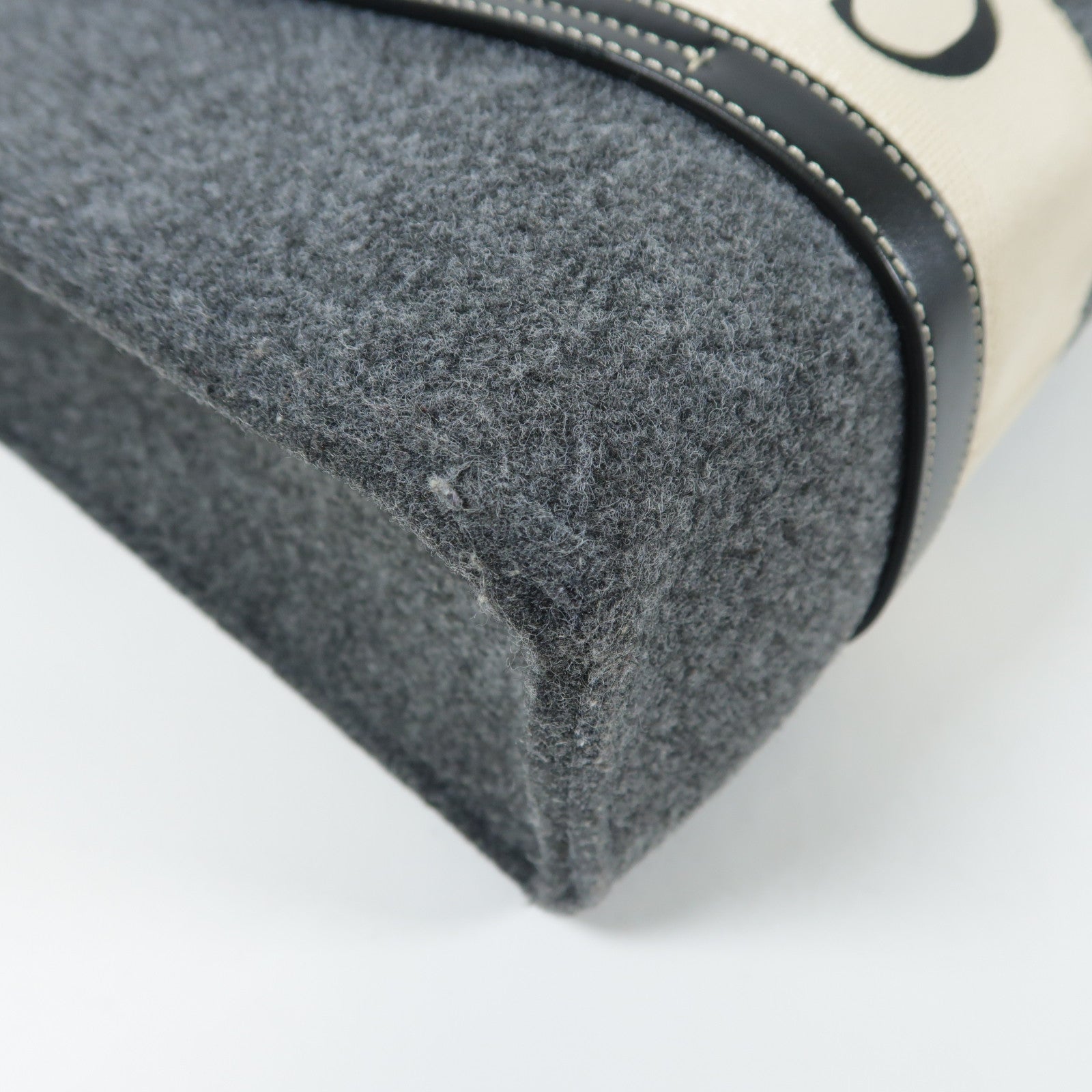 Chloe 羊毛毯Woody Medium Tote肩背袋