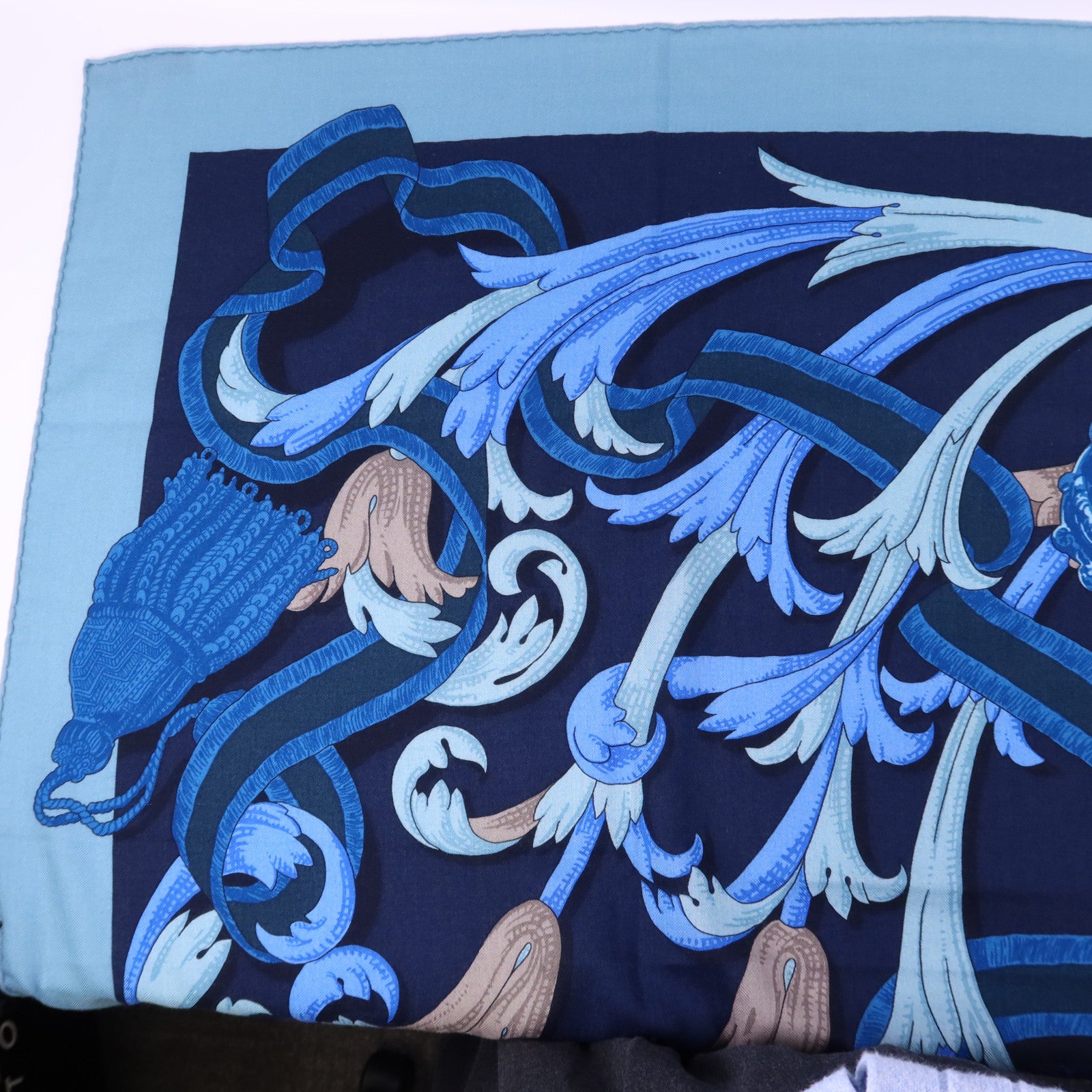 HERMES 絲質/羊絨Scarf 140X140絲巾