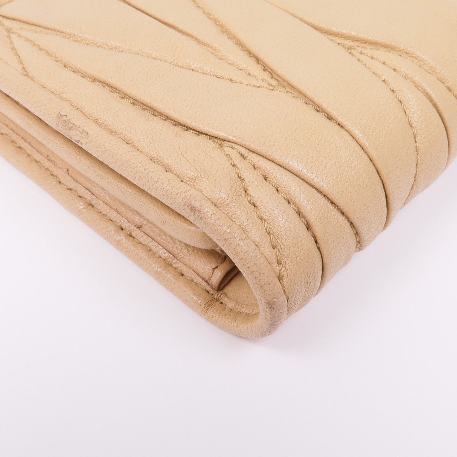 Miu Miu Nappa皮革Matelasse Long Wallet金扣長錢包