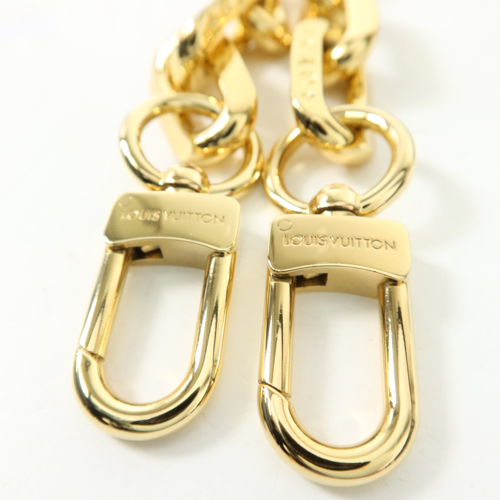 LOUIS VUITTON Monogram Embossed Coussin PM金扣手挽肩背兩用袋