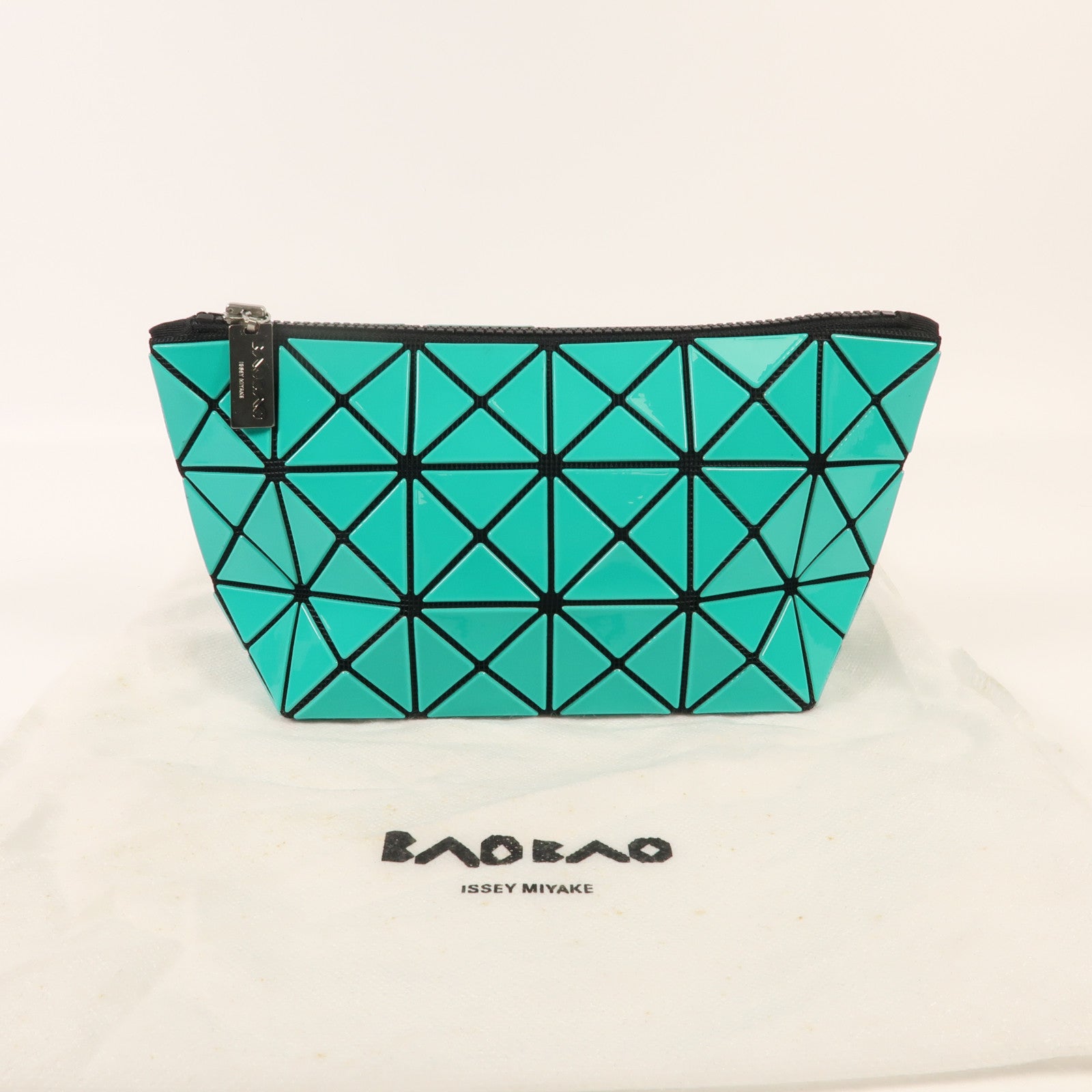 BAO BAO ISSEYMIYAKE PVC Clutch 4x6銀扣手拿包