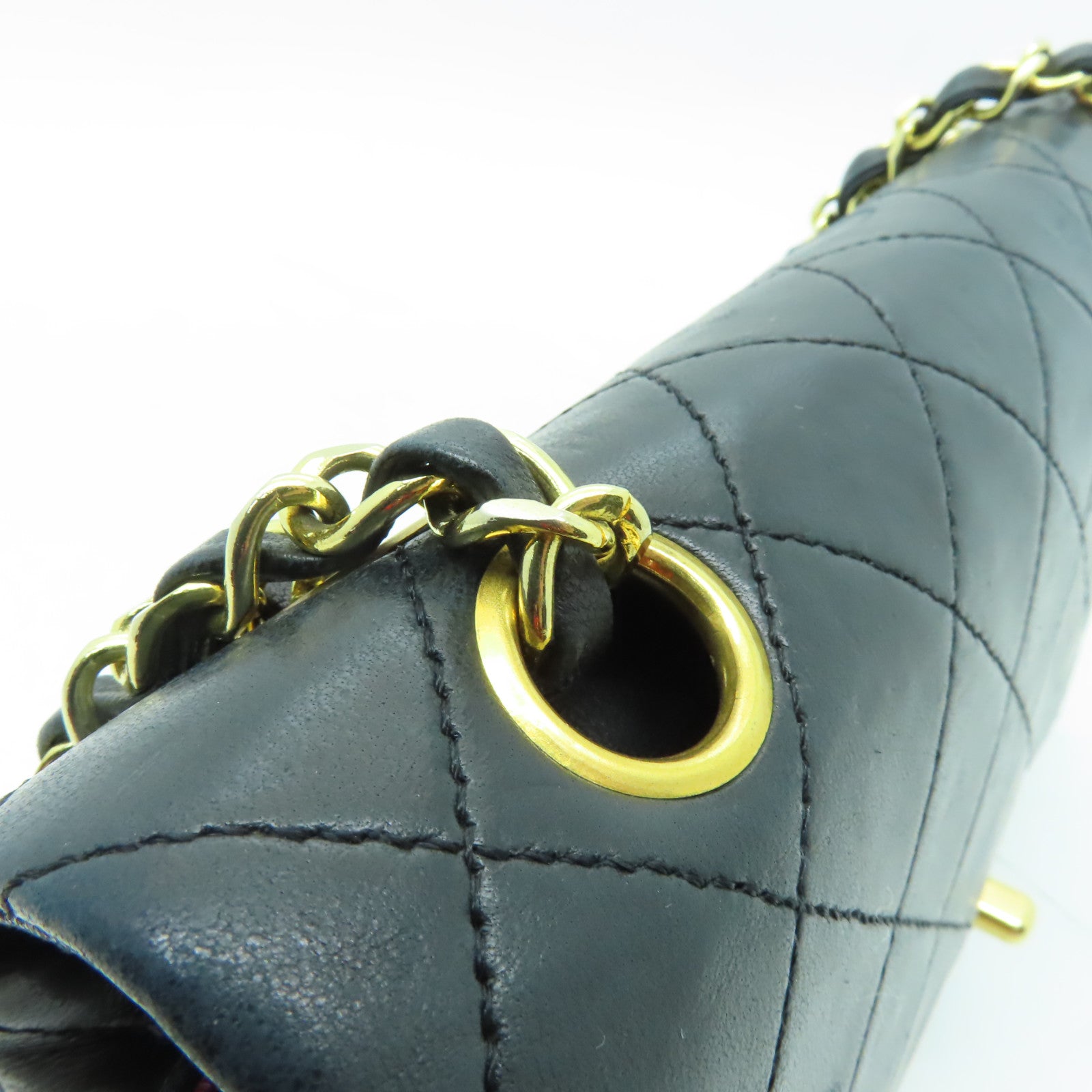 CHANEL **【清倉大減價】菱格牛皮皮革Classic Flap 23金扣鏈帶肩背袋黑色