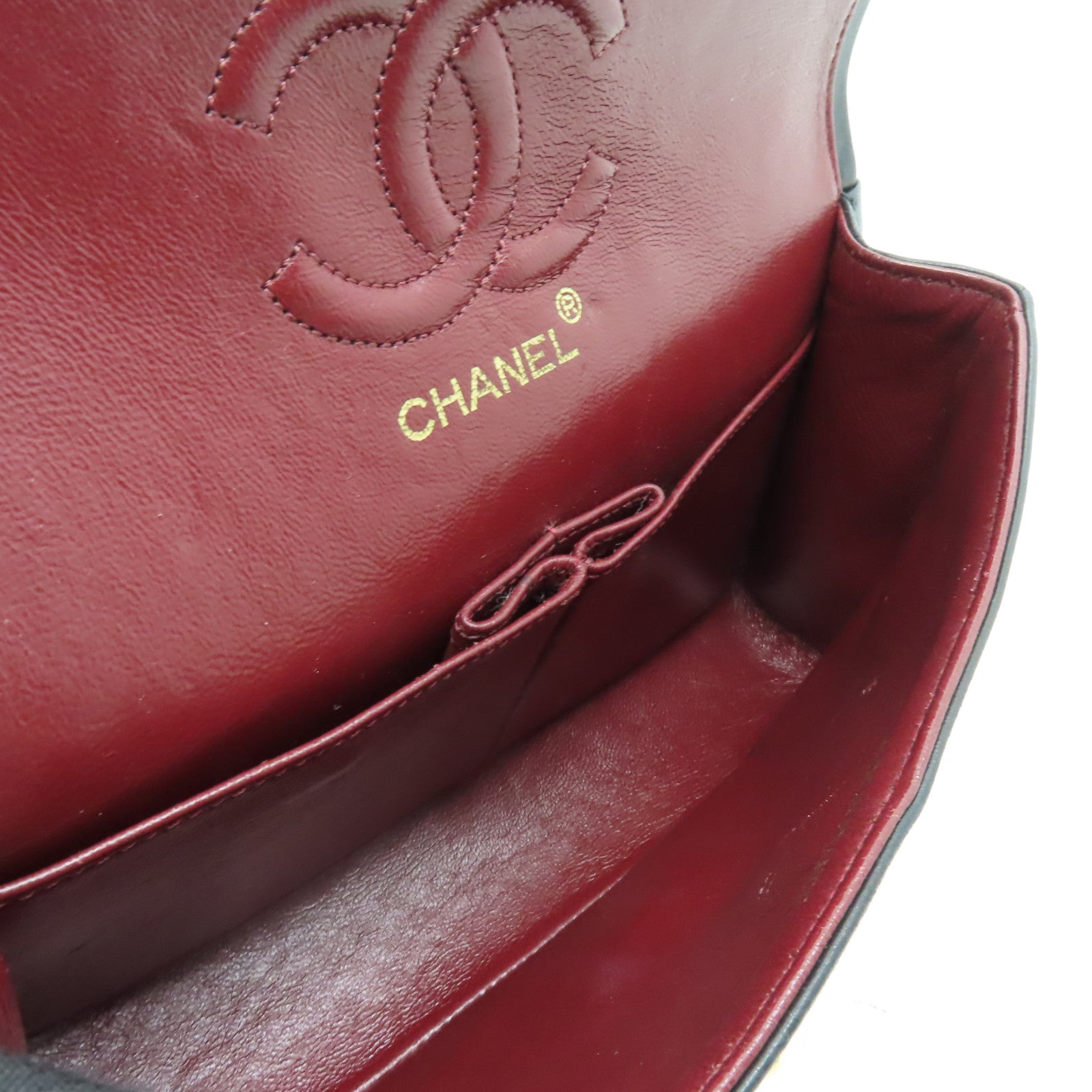 CHANEL **【清倉大減價】菱格牛皮皮革Classic Flap 23金扣鏈帶肩背袋黑色