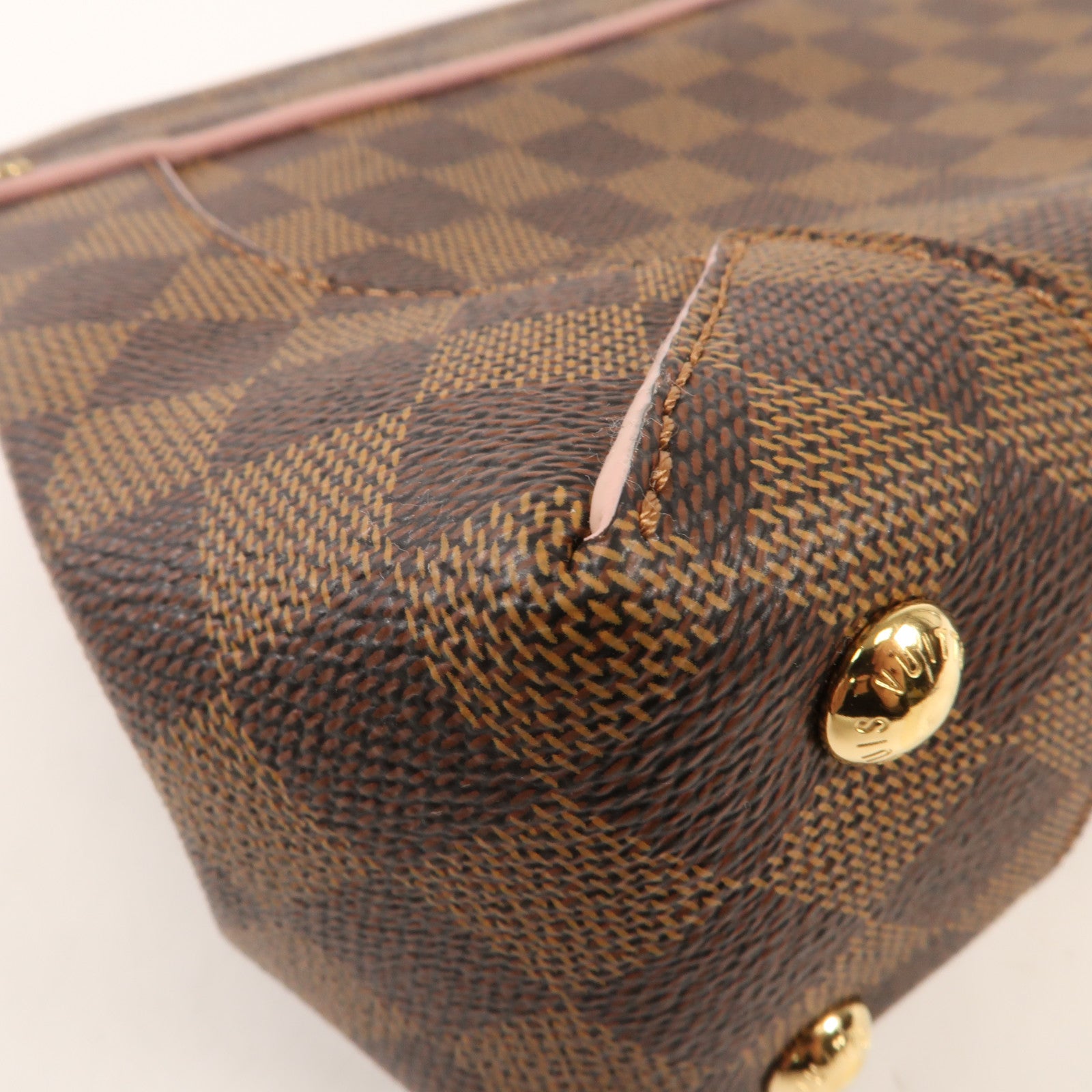 LOUIS VUITTON Damier Caissa金扣鏈帶肩背袋