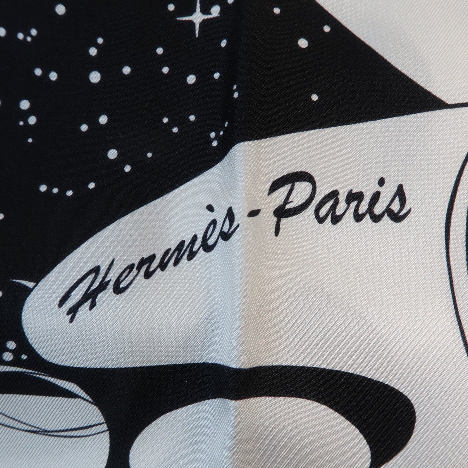 HERMES 絲質Muffler絲巾Black/White