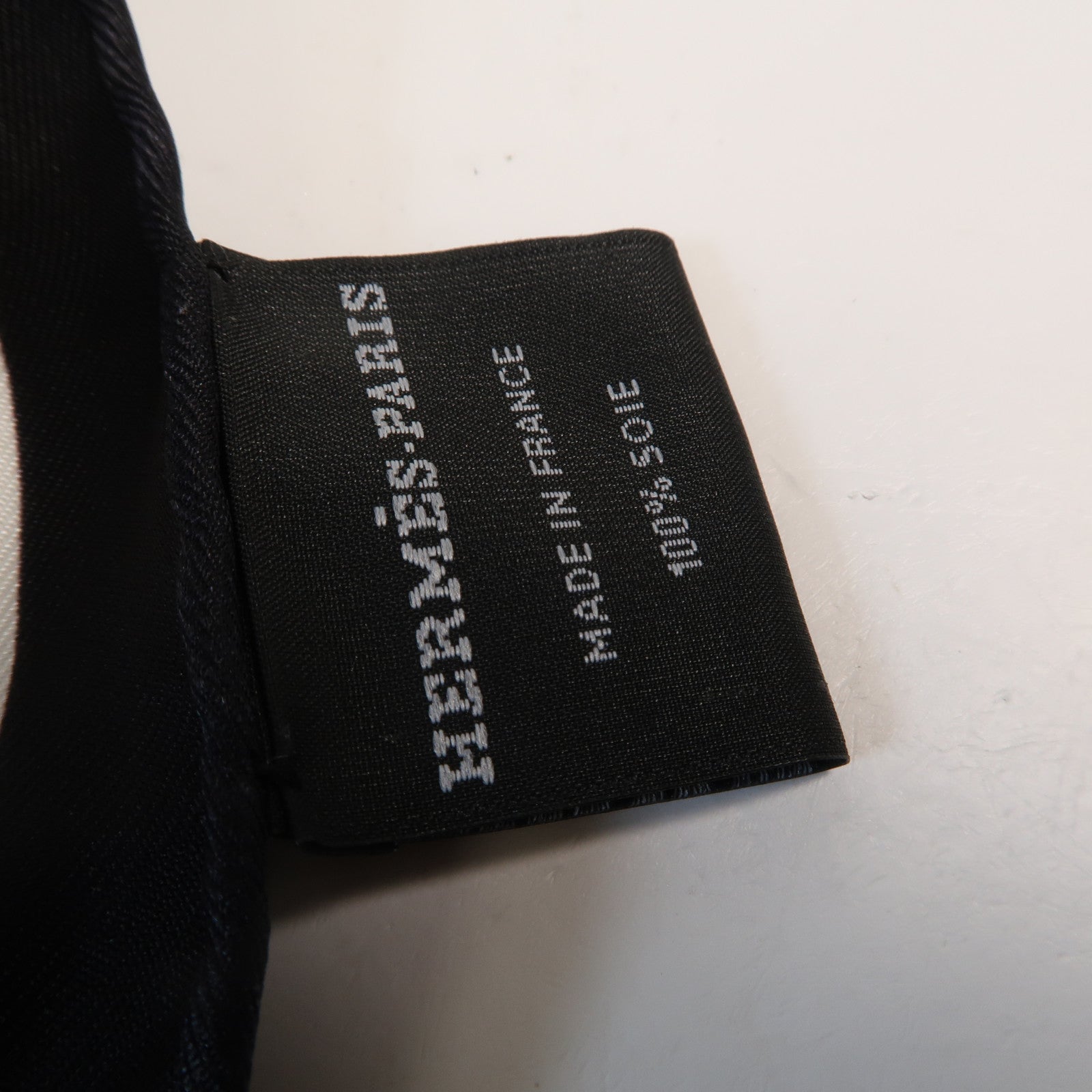 HERMES 絲質Muffler絲巾Black/White