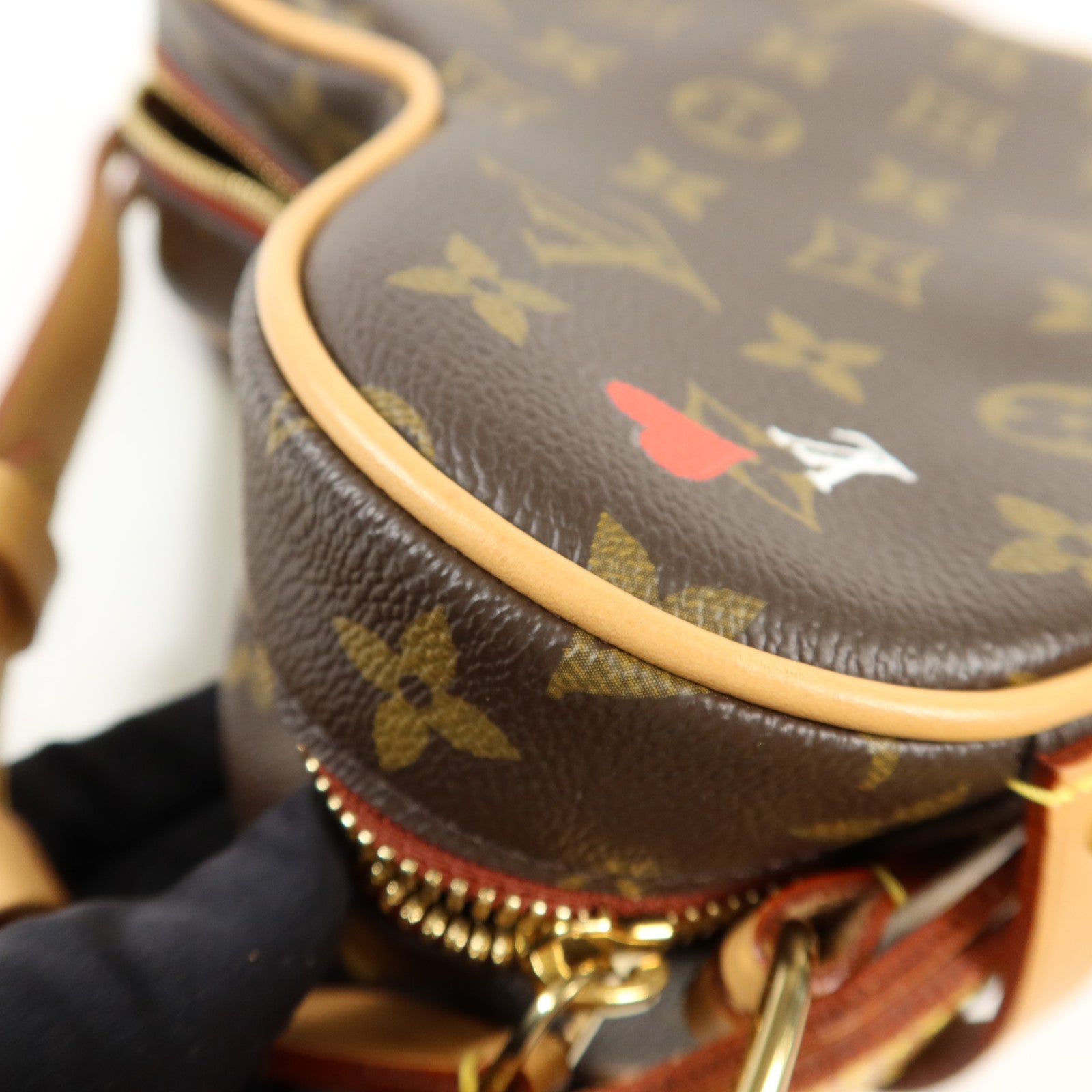 LOUIS VUITTON Monogram Game On Coeur金扣肩背袋棕色