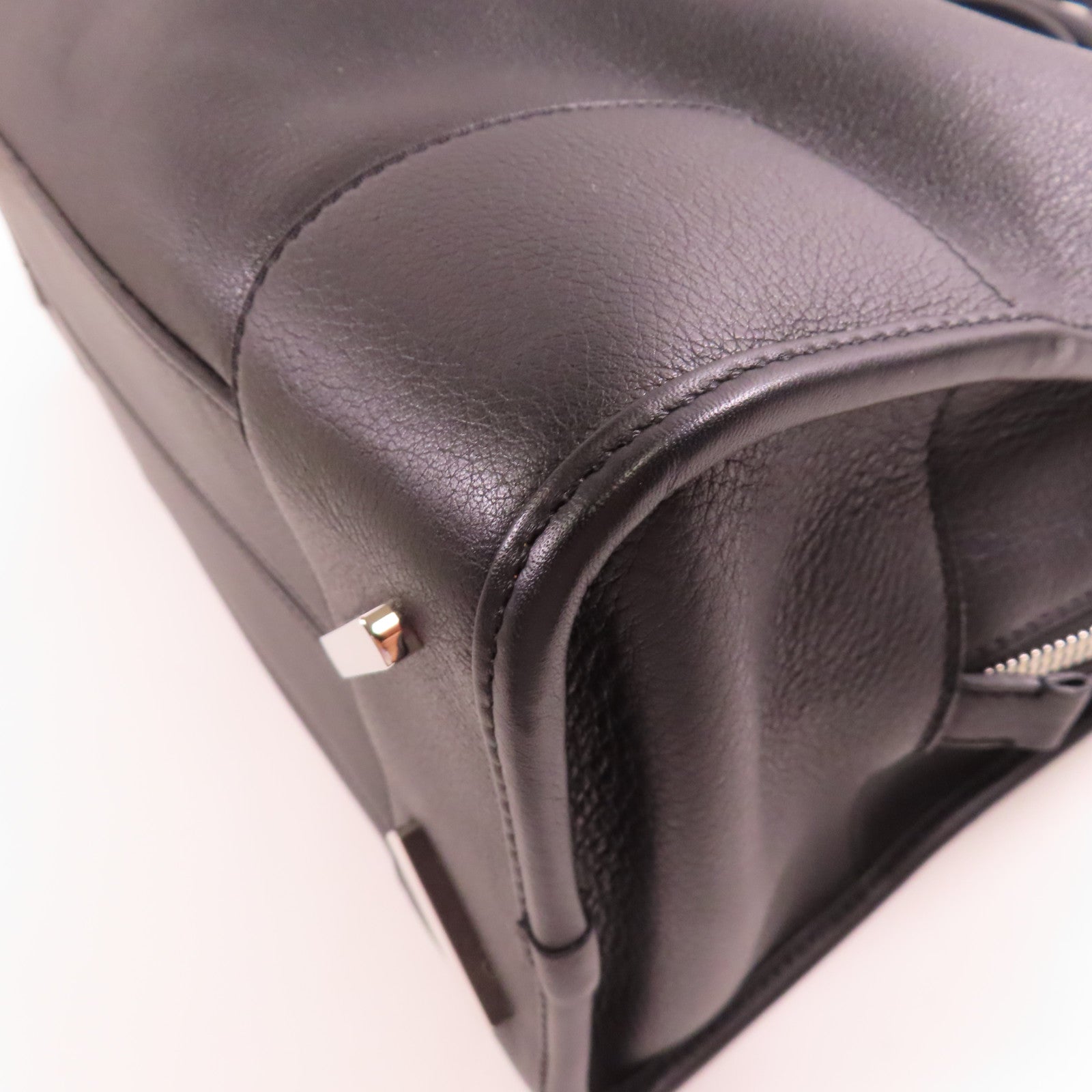 LOEWE 牛皮皮革Amazona銀扣手挽肩背兩用袋