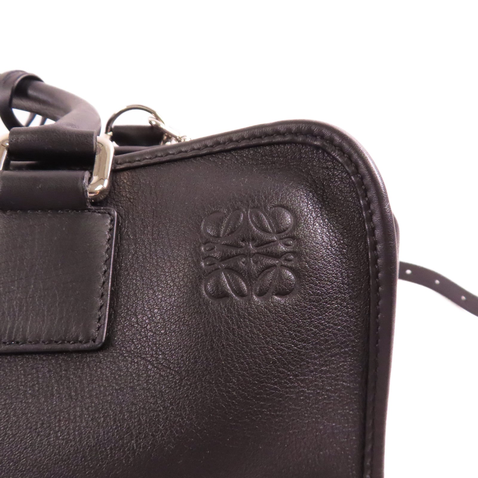 LOEWE 牛皮皮革Amazona銀扣手挽肩背兩用袋