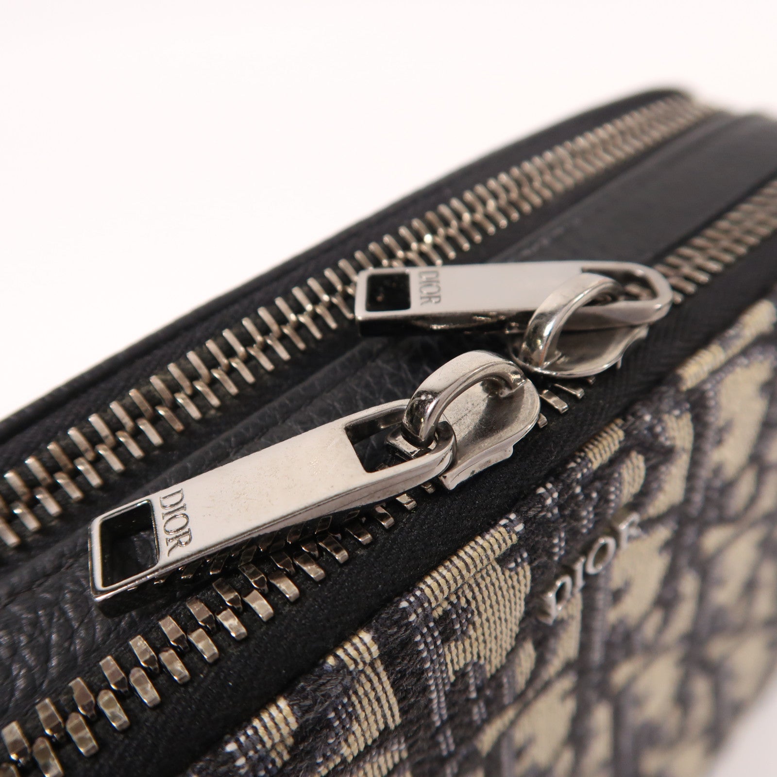 Dior 帆布Shoulder Bag肩背袋