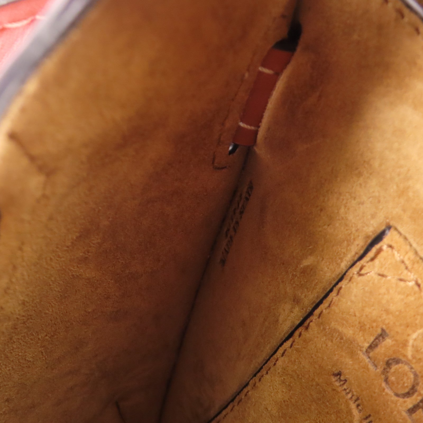 LOEWE 牛皮皮革Gate Bag金扣肩背袋