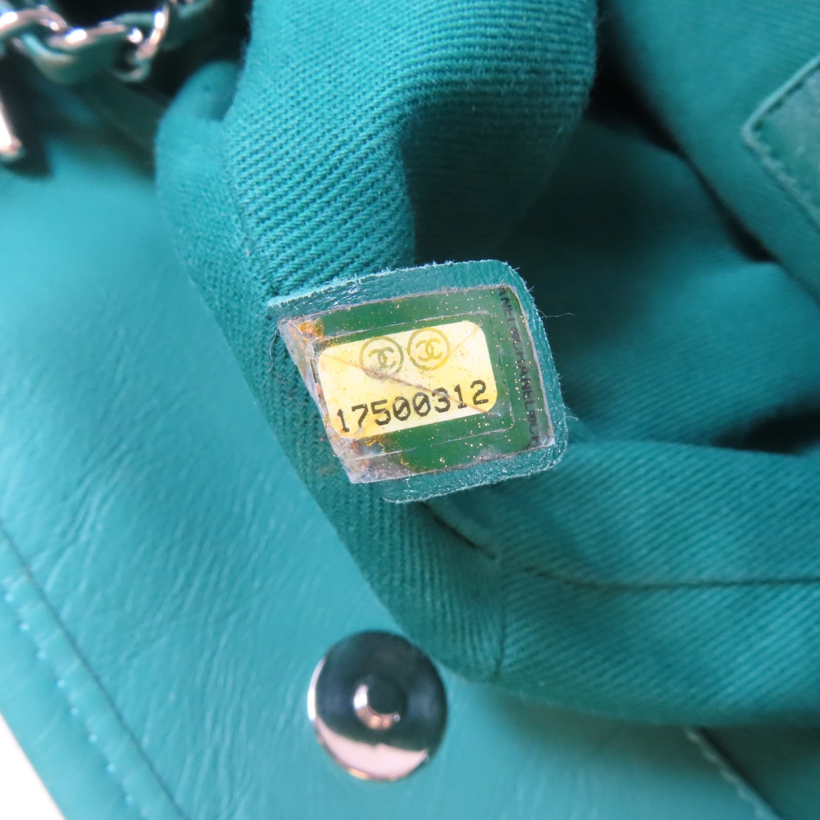 CHANEL (PRICE DOWN) Quilted CC SHW Chain Shoulder Handbag Lambskin Leather Green