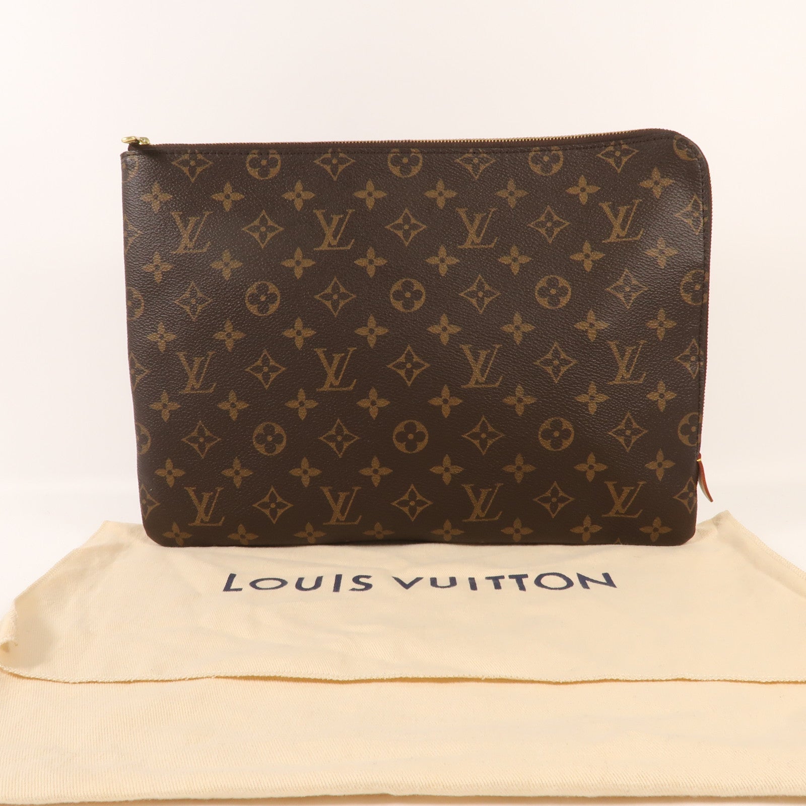 LOUIS VUITTON Monogram Etui Voyage手拿包