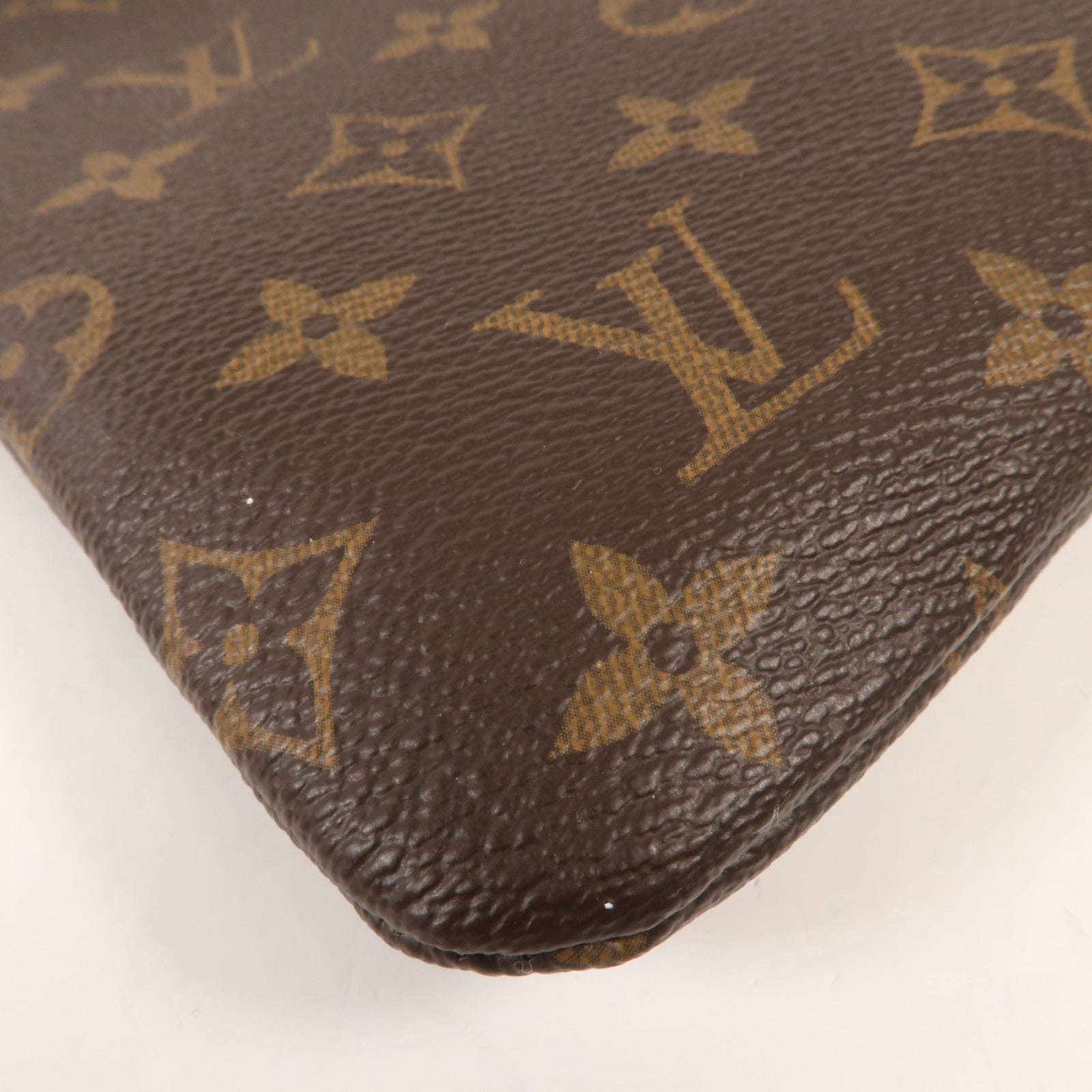 LOUIS VUITTON Monogram Etui Voyage手拿包