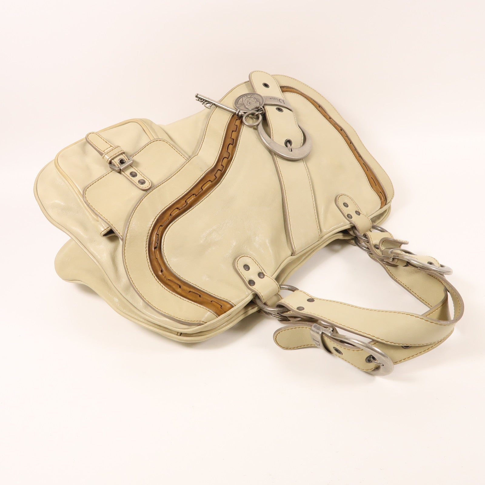 Dior 牛皮皮革Gaucho銀扣手挽袋