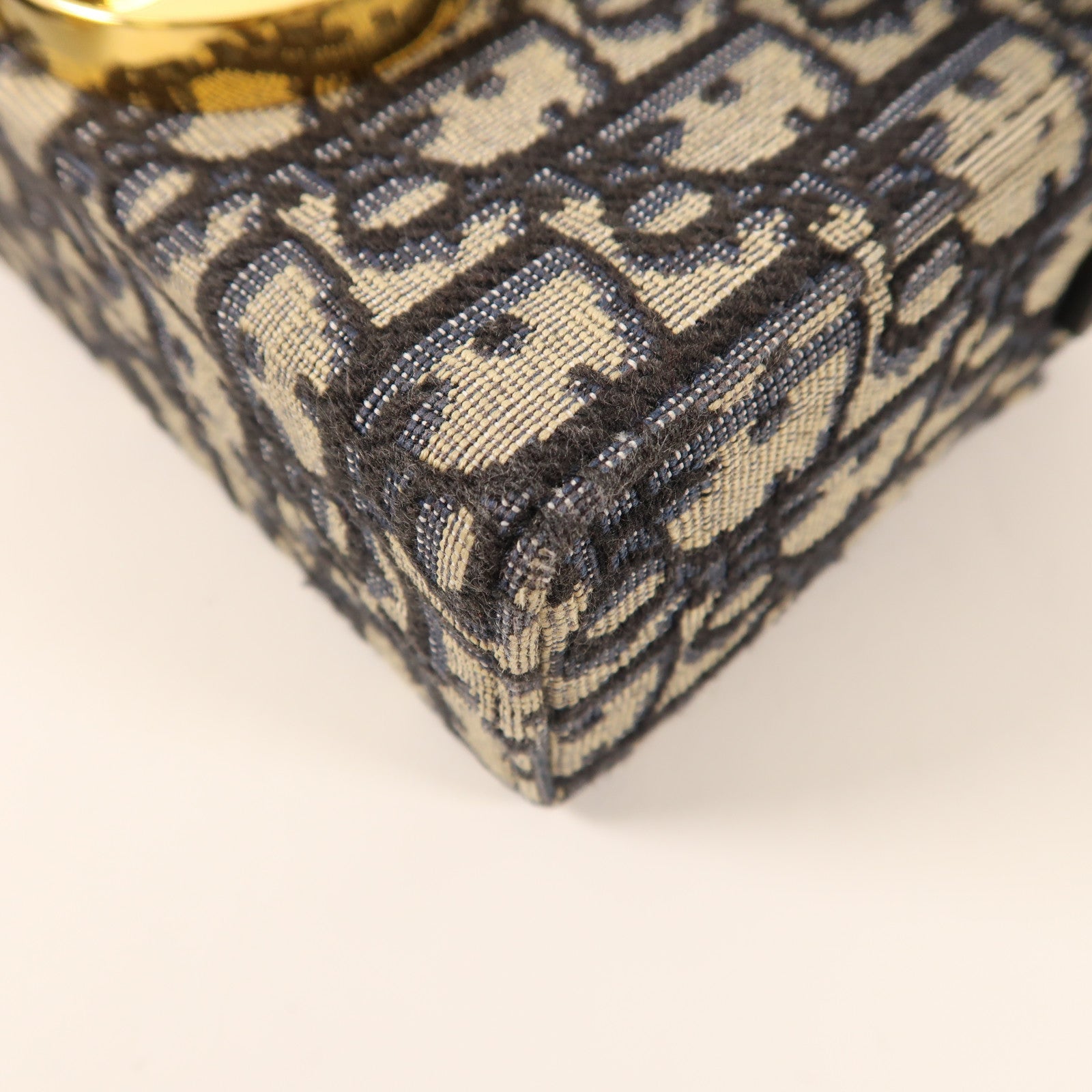 Dior 帆布30 Montaigne金扣肩背袋