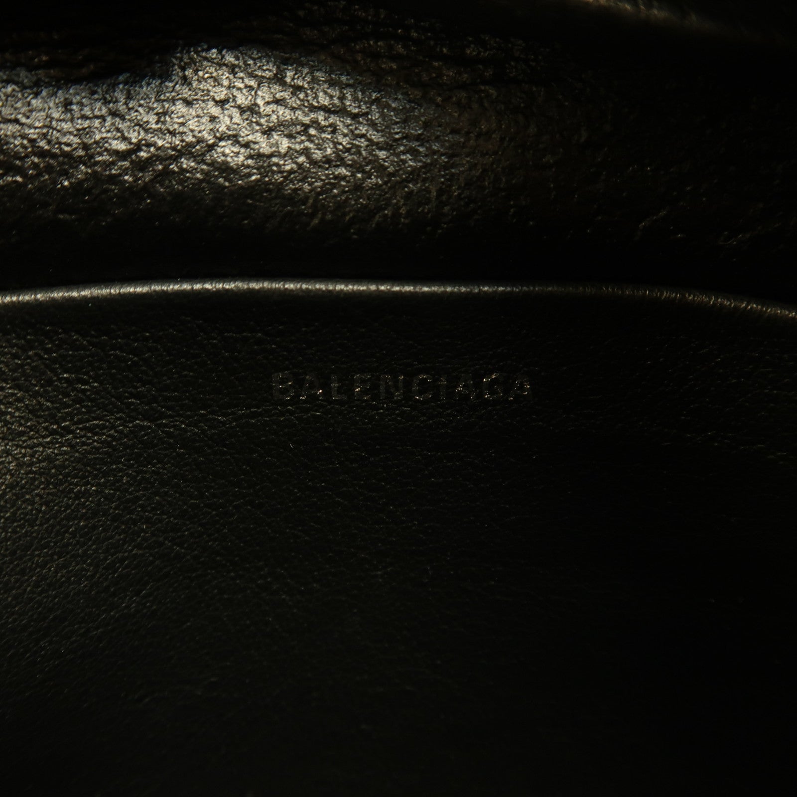 BALENCIAGA 【激減優惠】牛皮皮革Camera Bag銀扣肩背袋黑色