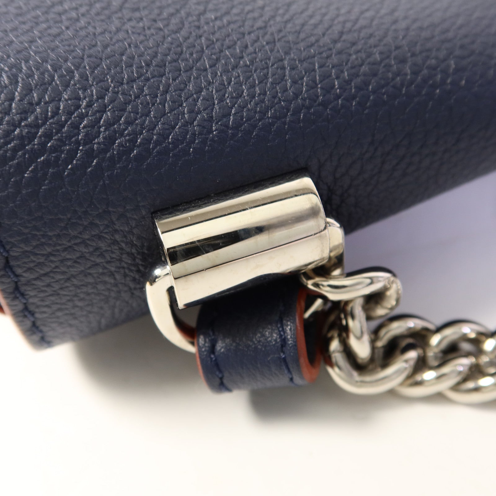 LOUIS VUITTON 牛皮皮革Lockme II BB銀扣手挽肩背兩用袋藍色