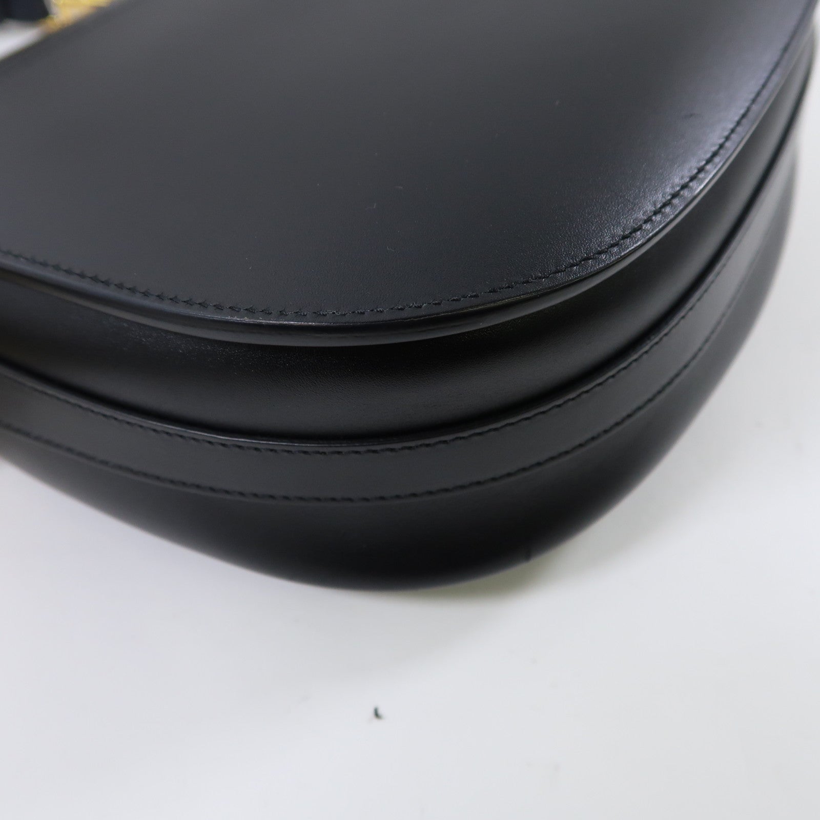 Dior 牛皮皮革Bobby Large金扣肩背袋