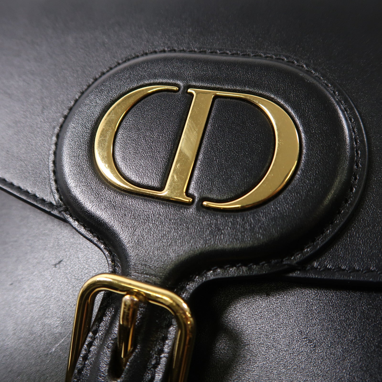 Dior 牛皮皮革Bobby Large金扣肩背袋