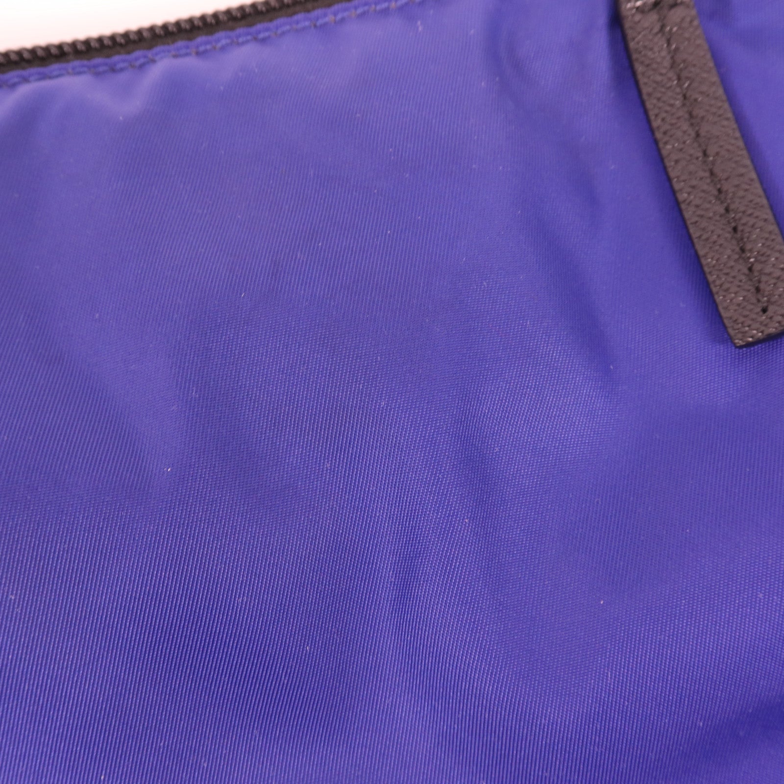 PRADA 尼龍Shoulder Bag銀扣肩背袋