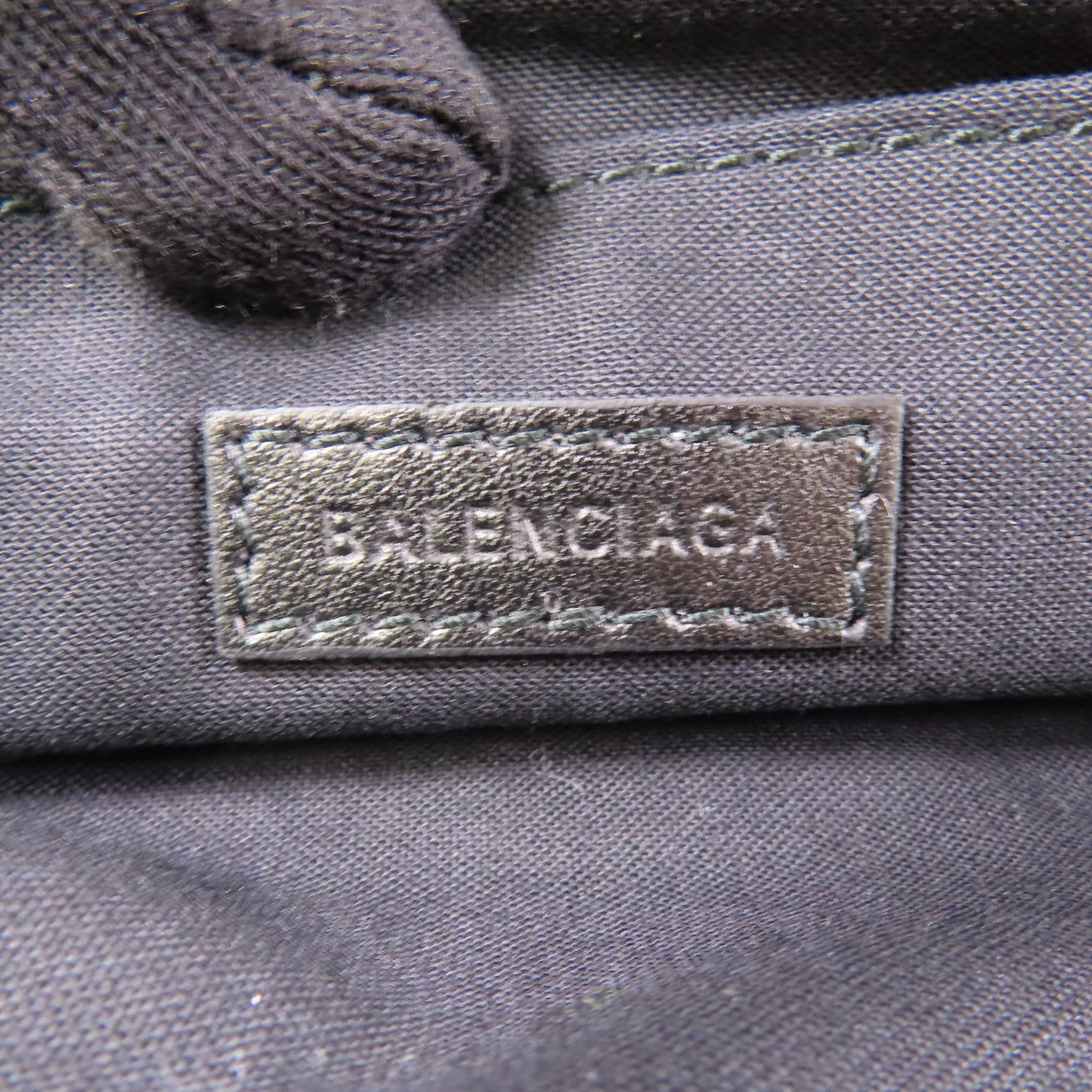 BALENCIAGA 尼龍Pouch手拿包