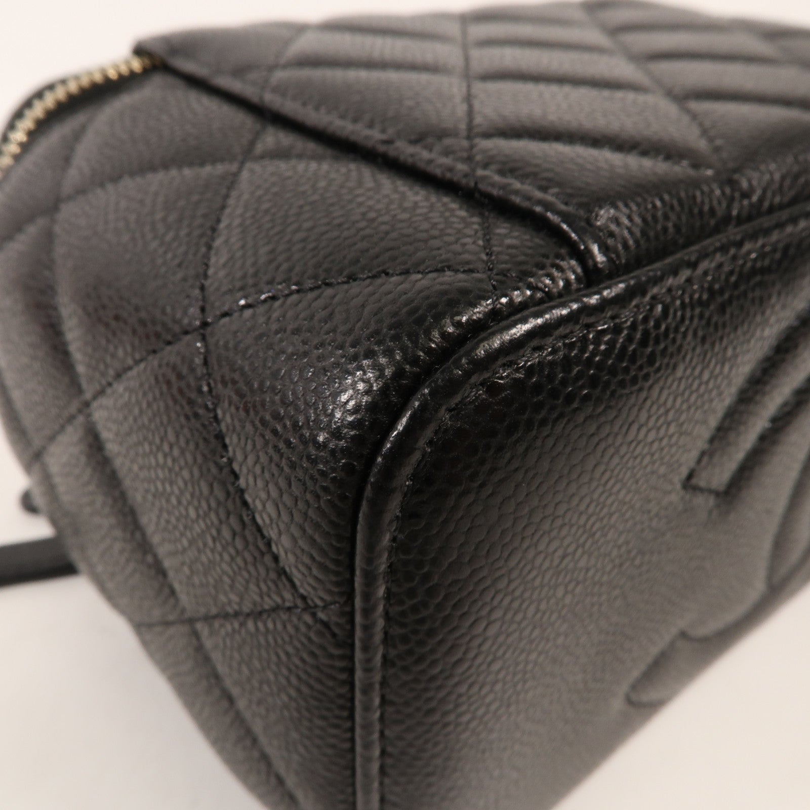 CHANEL 牛皮皮革Chain Shoulder金扣鏈帶肩背袋