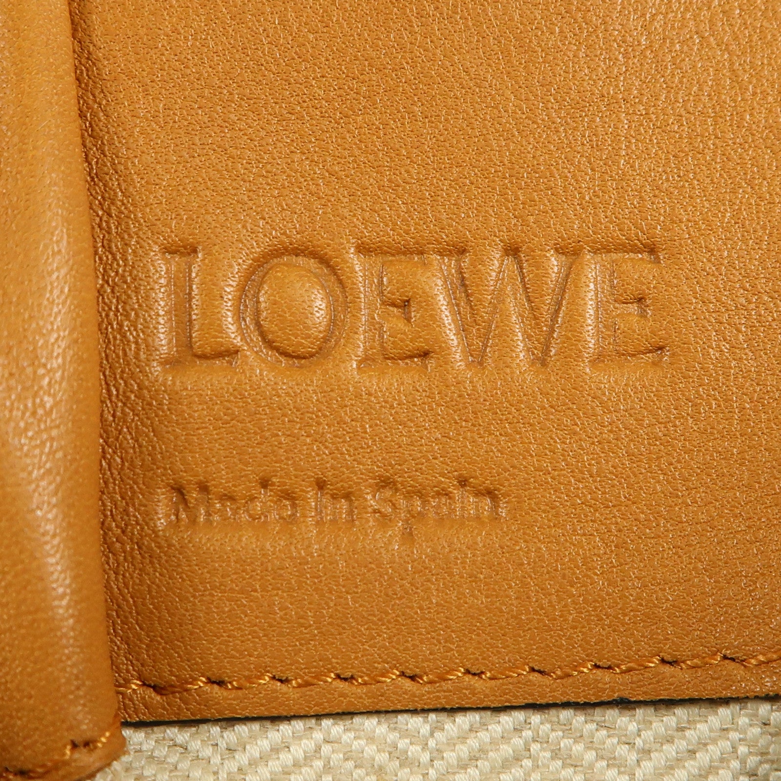 LOEWE 牛皮皮革Hammock銀扣手挽肩背兩用袋