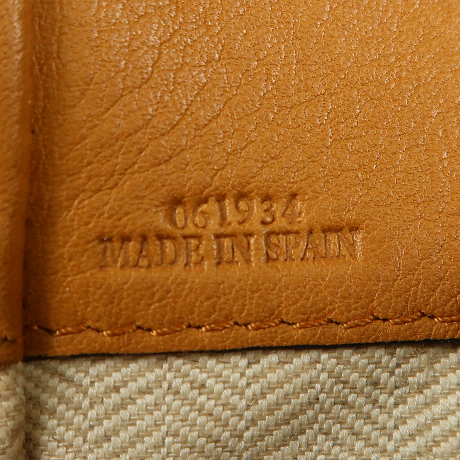 LOEWE 牛皮皮革Hammock銀扣手挽肩背兩用袋