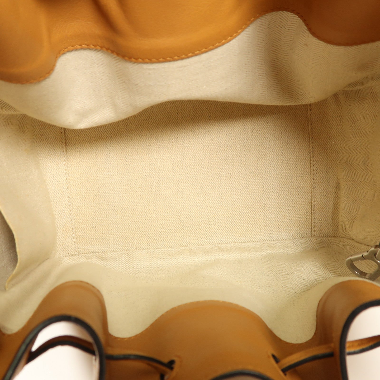 LOEWE 牛皮皮革Hammock銀扣手挽肩背兩用袋