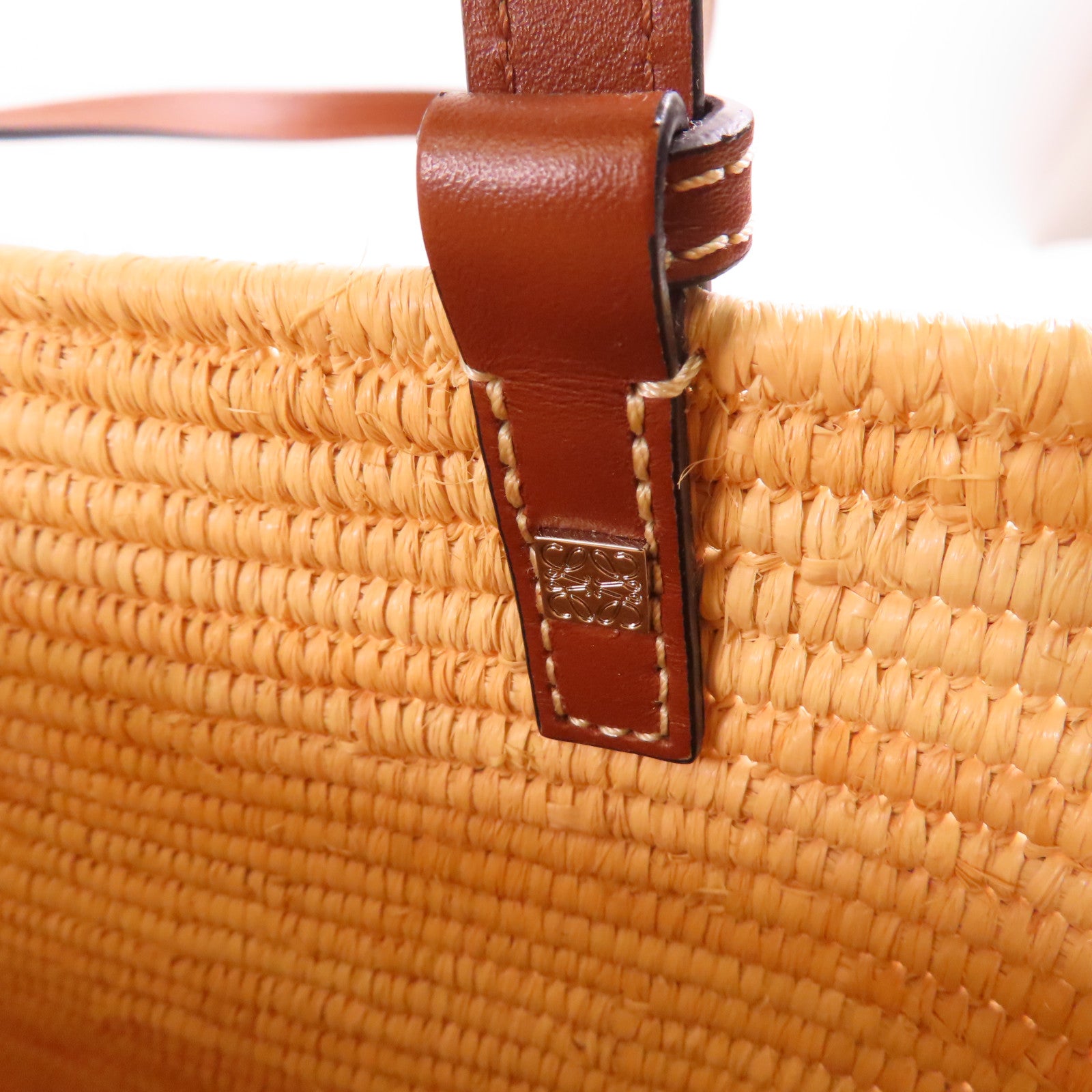 LOEWE 酒椰Raffia Tote金扣肩背袋