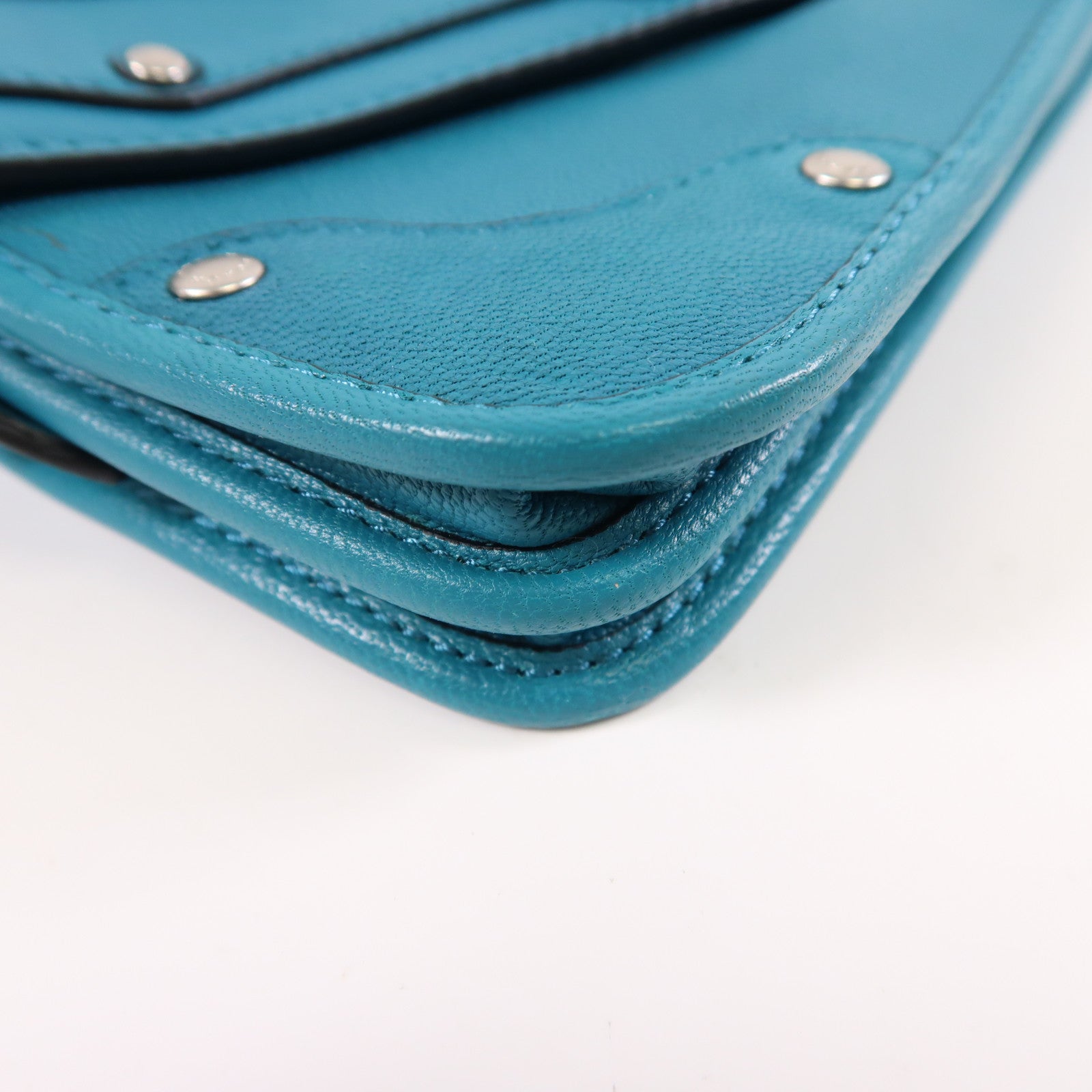 COACH 牛皮皮革Shoulder Bag銀扣肩背袋