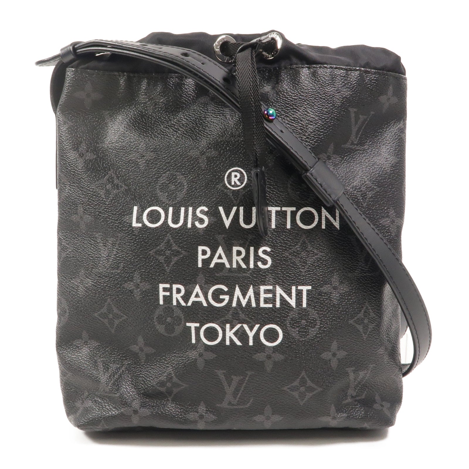 LOUIS VUITTON Monogram Eclipse LV X Fragment肩背袋