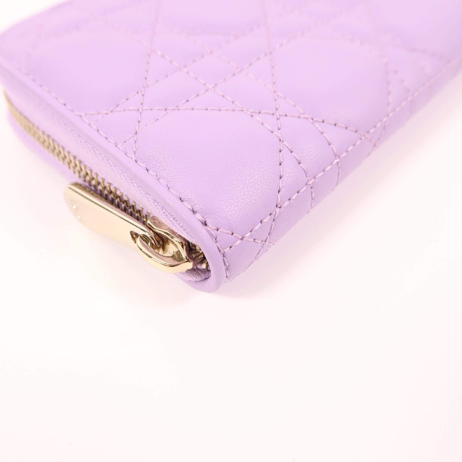 Dior 羊皮皮革Lady Dior Voyageur金扣長錢包