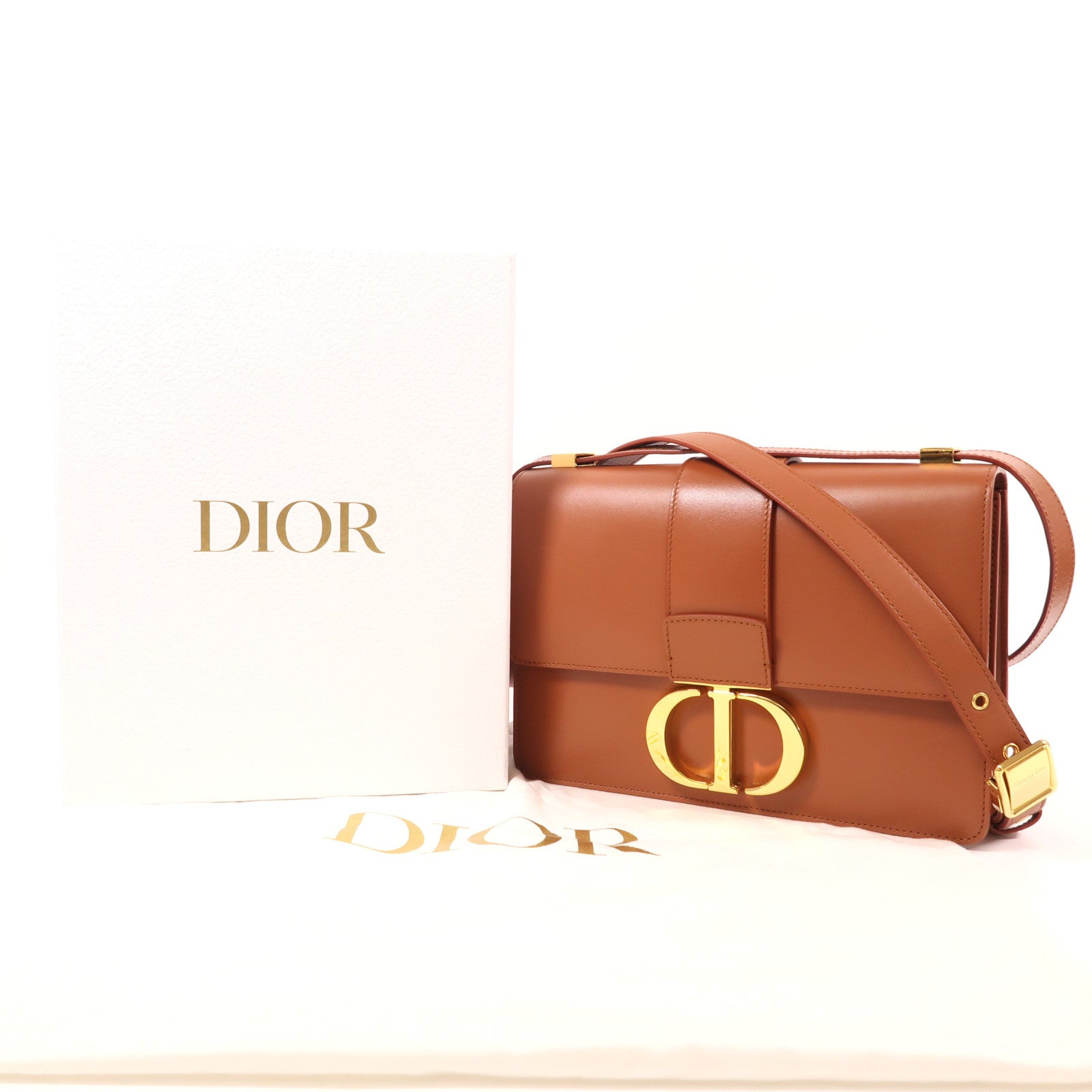 Dior 牛皮皮革30 Montaigne金扣肩背袋