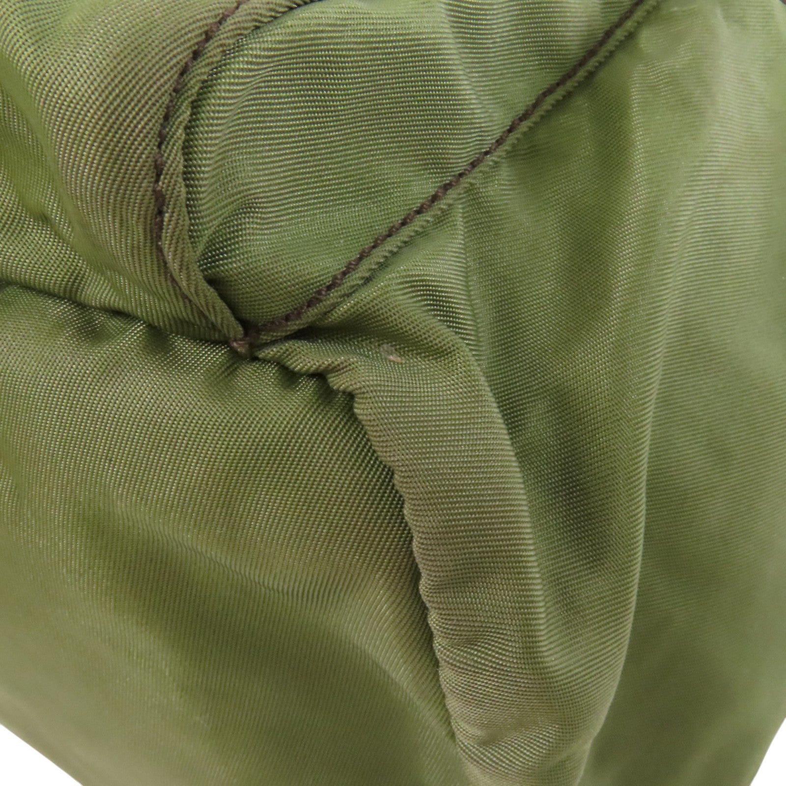 PRADA 尼龍Rucksack銀扣背包