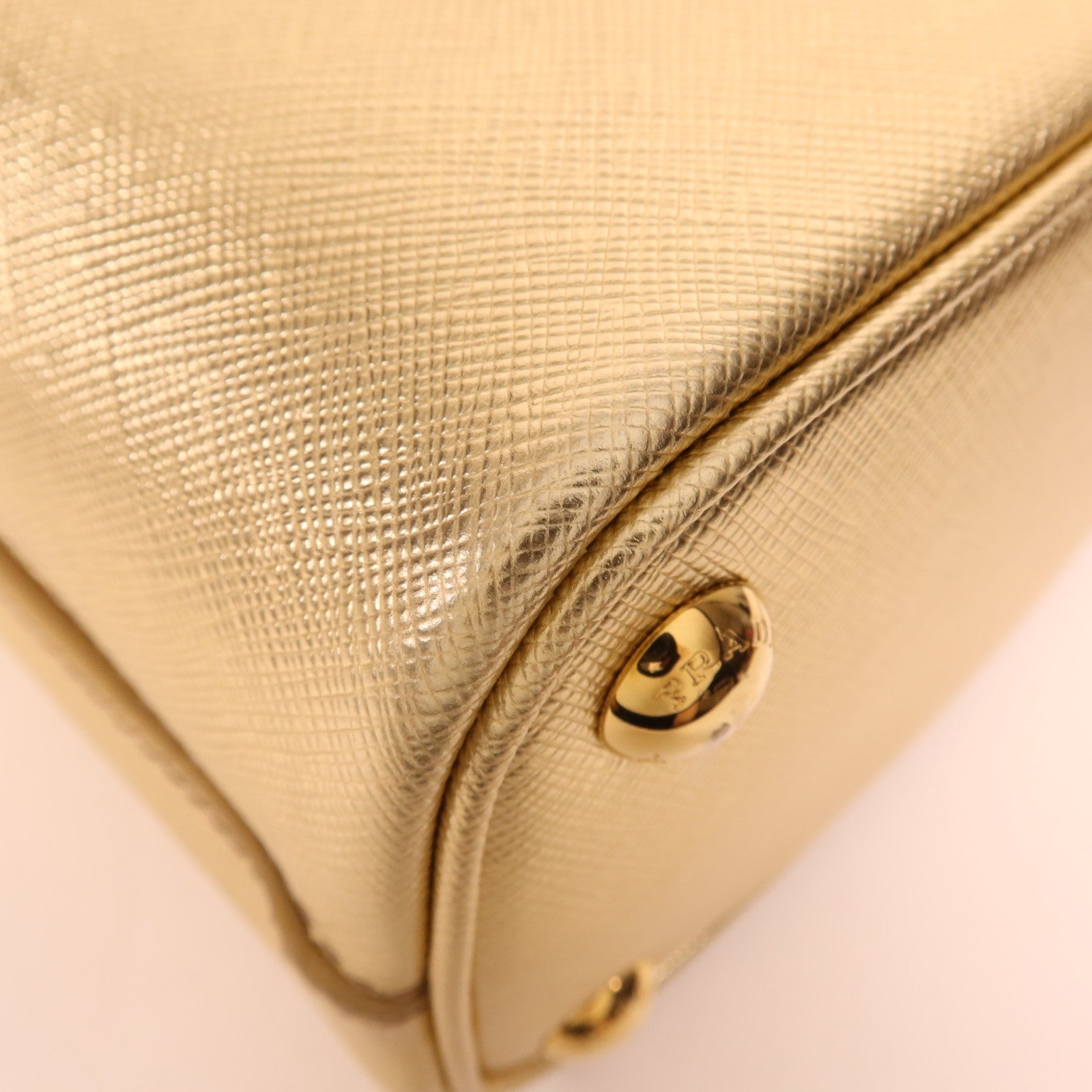 PRADA 牛皮皮革Panier金扣手挽肩背兩用袋