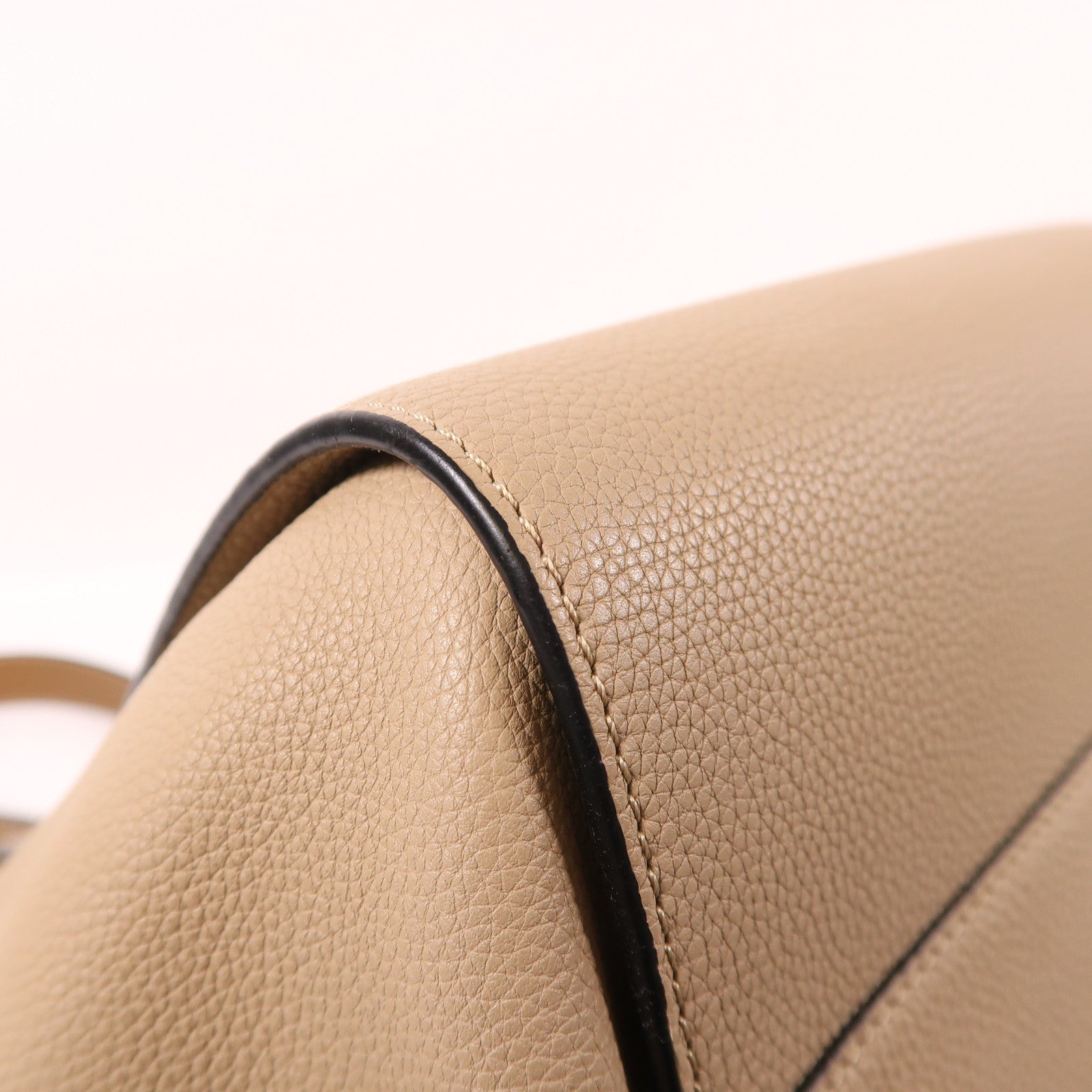 LOEWE 牛皮皮革Hammock金扣手挽肩背兩用袋