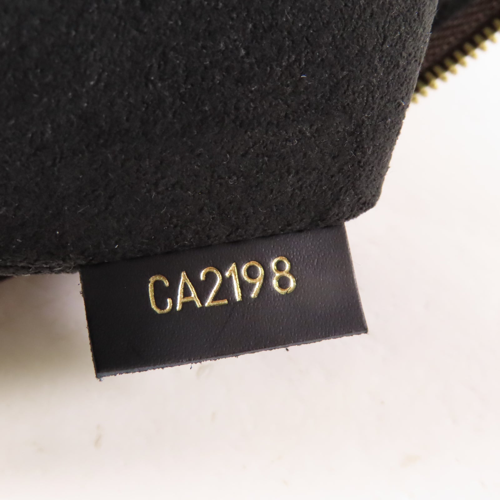 LOUIS VUITTON 【激減優惠】Monogram Patches City Clutch金扣手拿包啡色