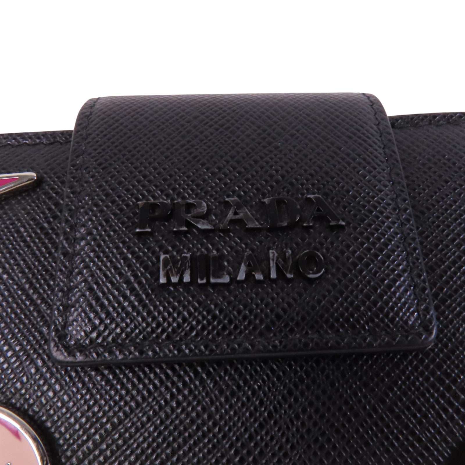 PRADA Saffiano皮革Middle Wallet銀扣錢包