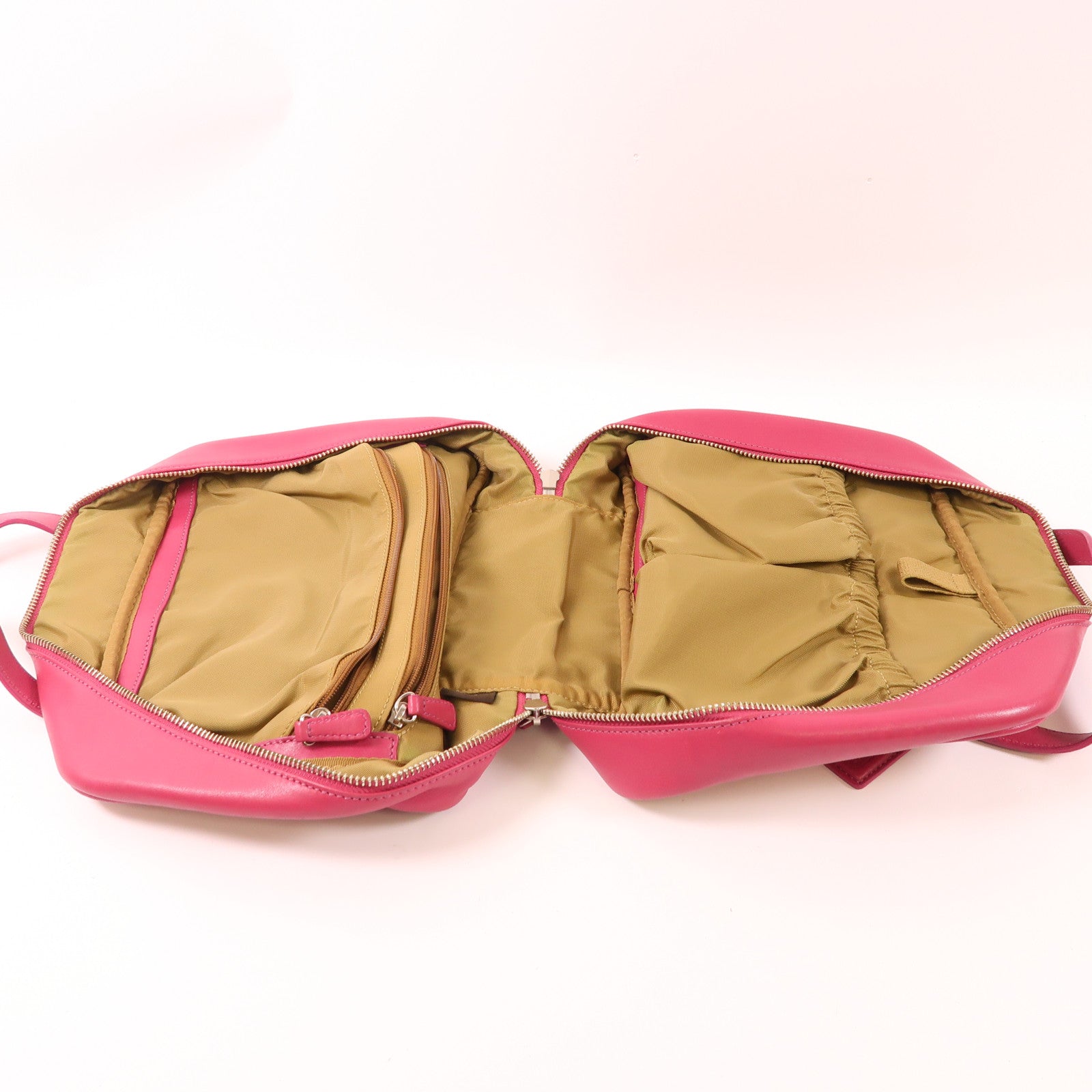 COACH 牛皮皮革Handbag銀扣手挽袋