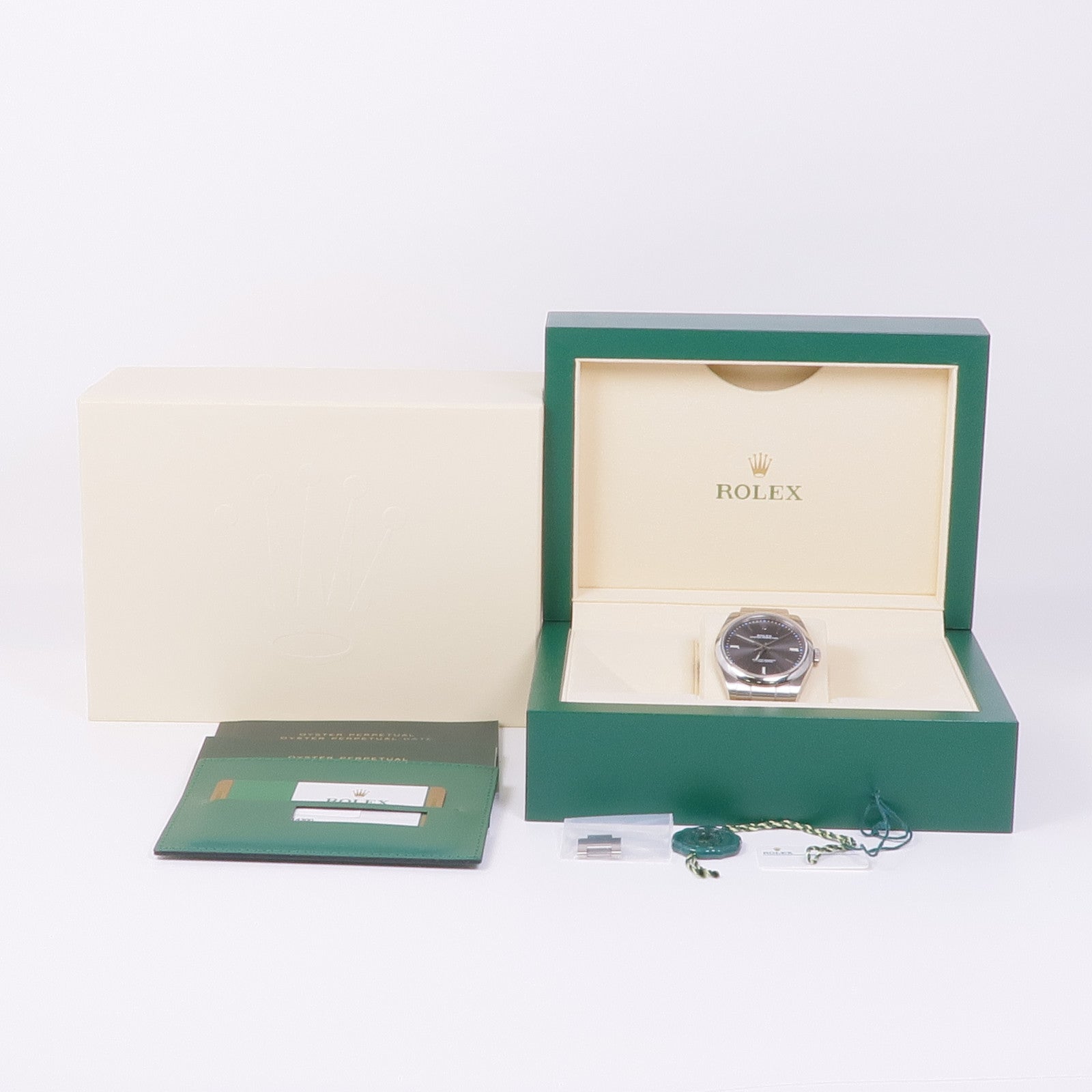 ROLEX Oyster Perpetual 39 114300