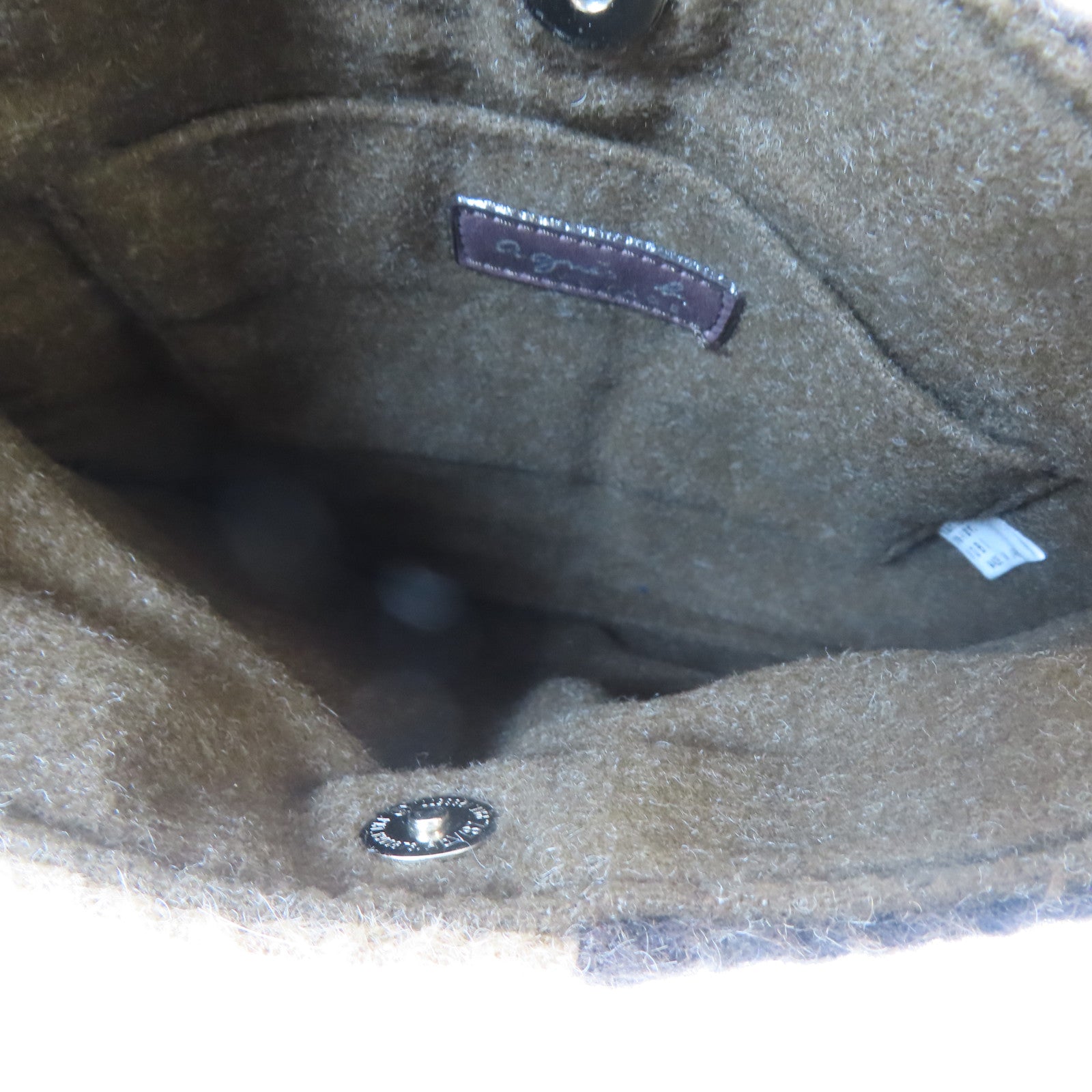 【激減優惠】羊毛Hand Bag銀扣手挽袋啡色