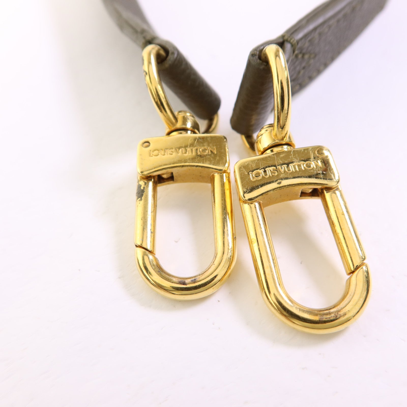 LOUIS VUITTON Monogram Empreinte Vosges MM金扣手挽肩背兩用袋