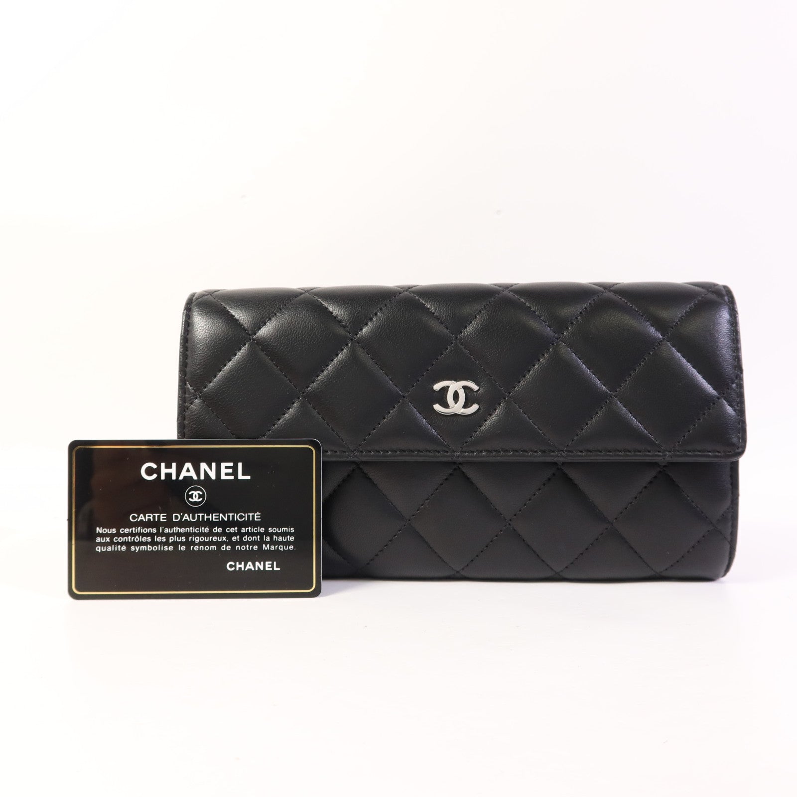CHANEL 羊皮皮革Bifold Long Wallet銀扣長錢包