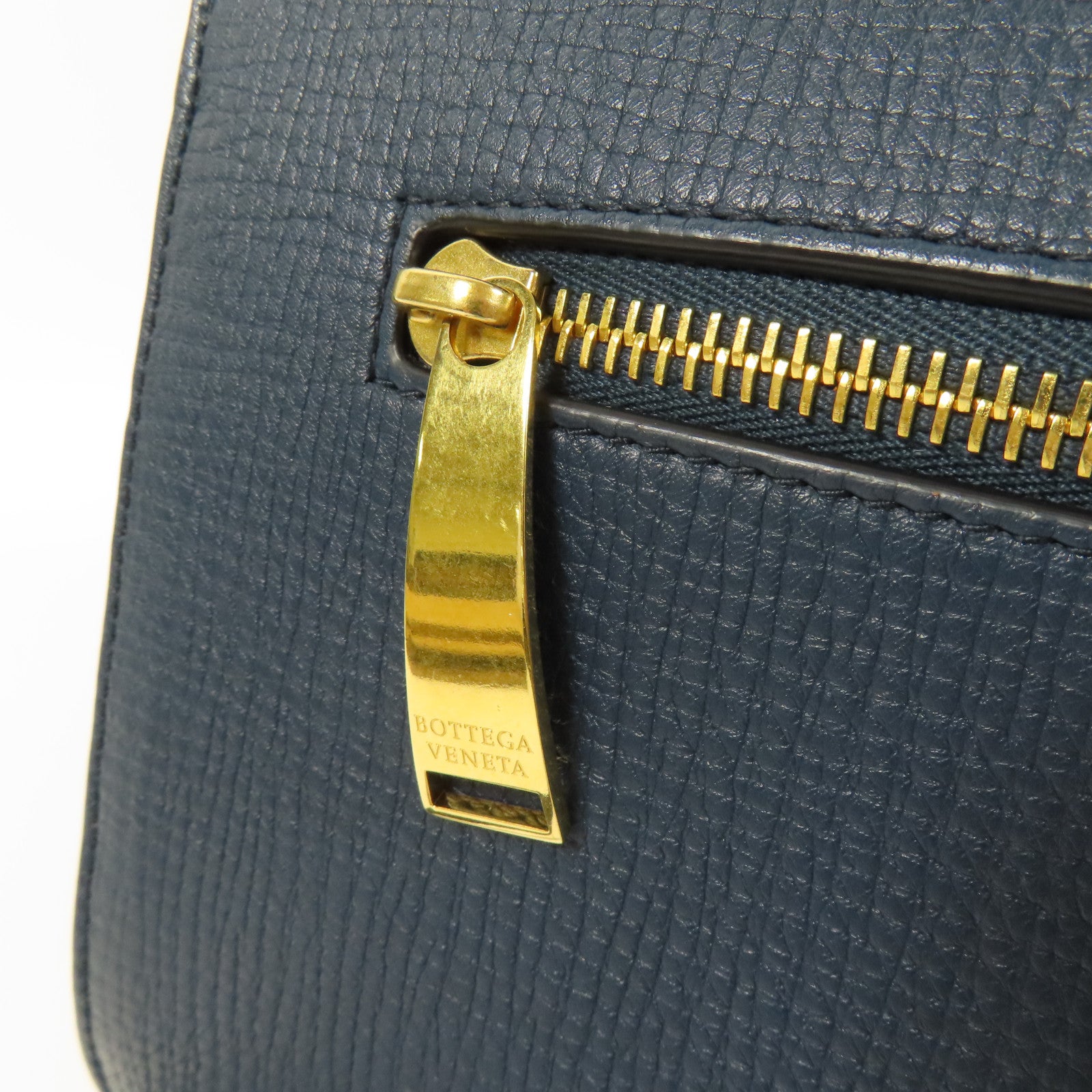 BOTTEGA VENETA 牛皮皮革Shoulder Bag金扣肩背袋