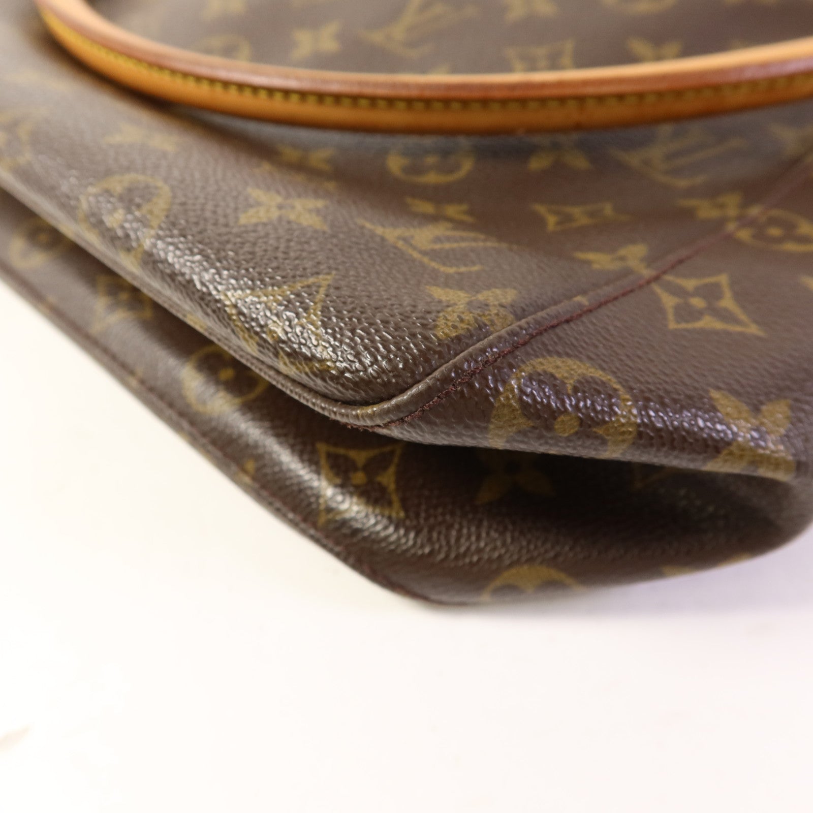 LOUIS VUITTON Monogram Looping GM金扣肩背袋
