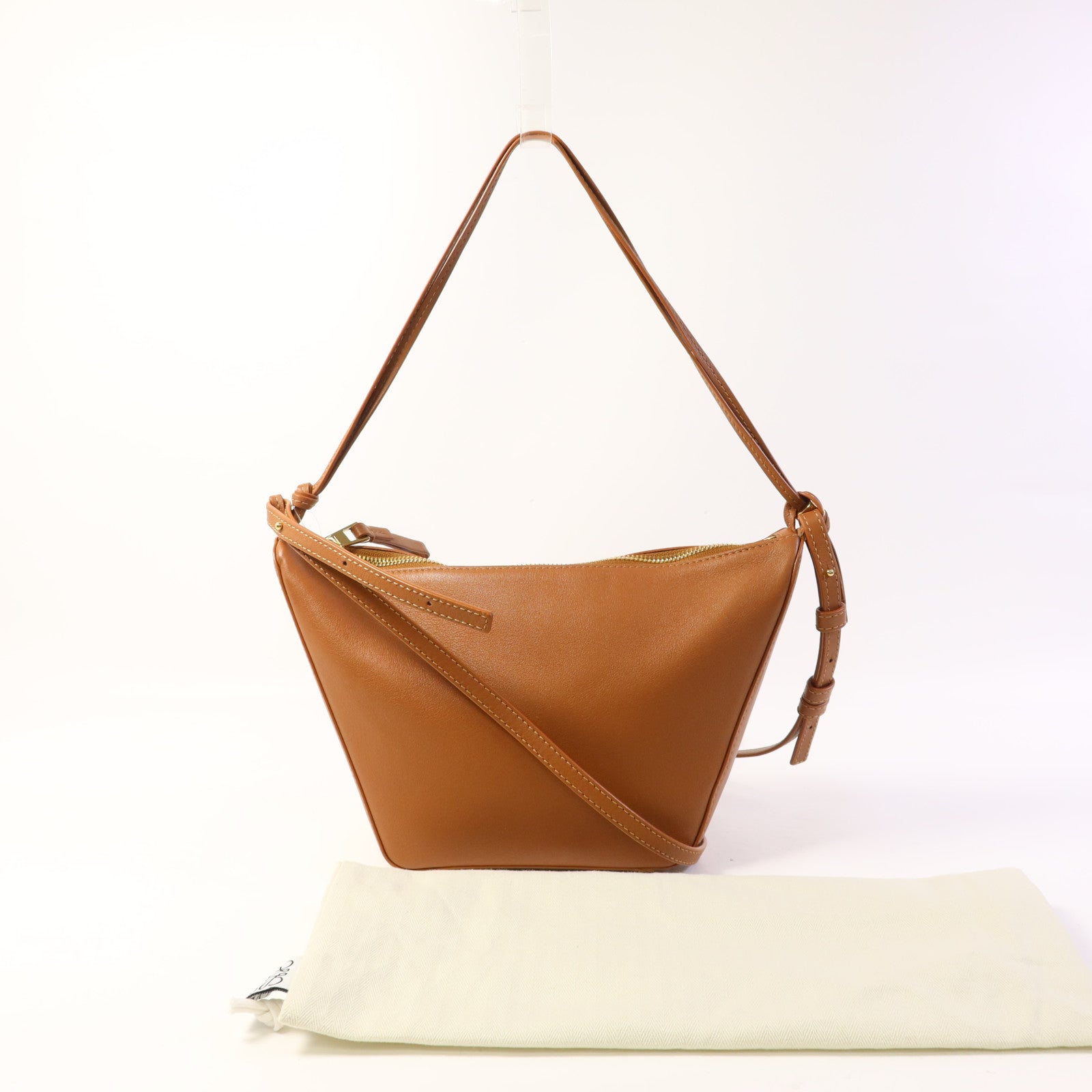 LOEWE 牛皮皮革Mini Hammock Hobo金扣手挽肩背兩用袋