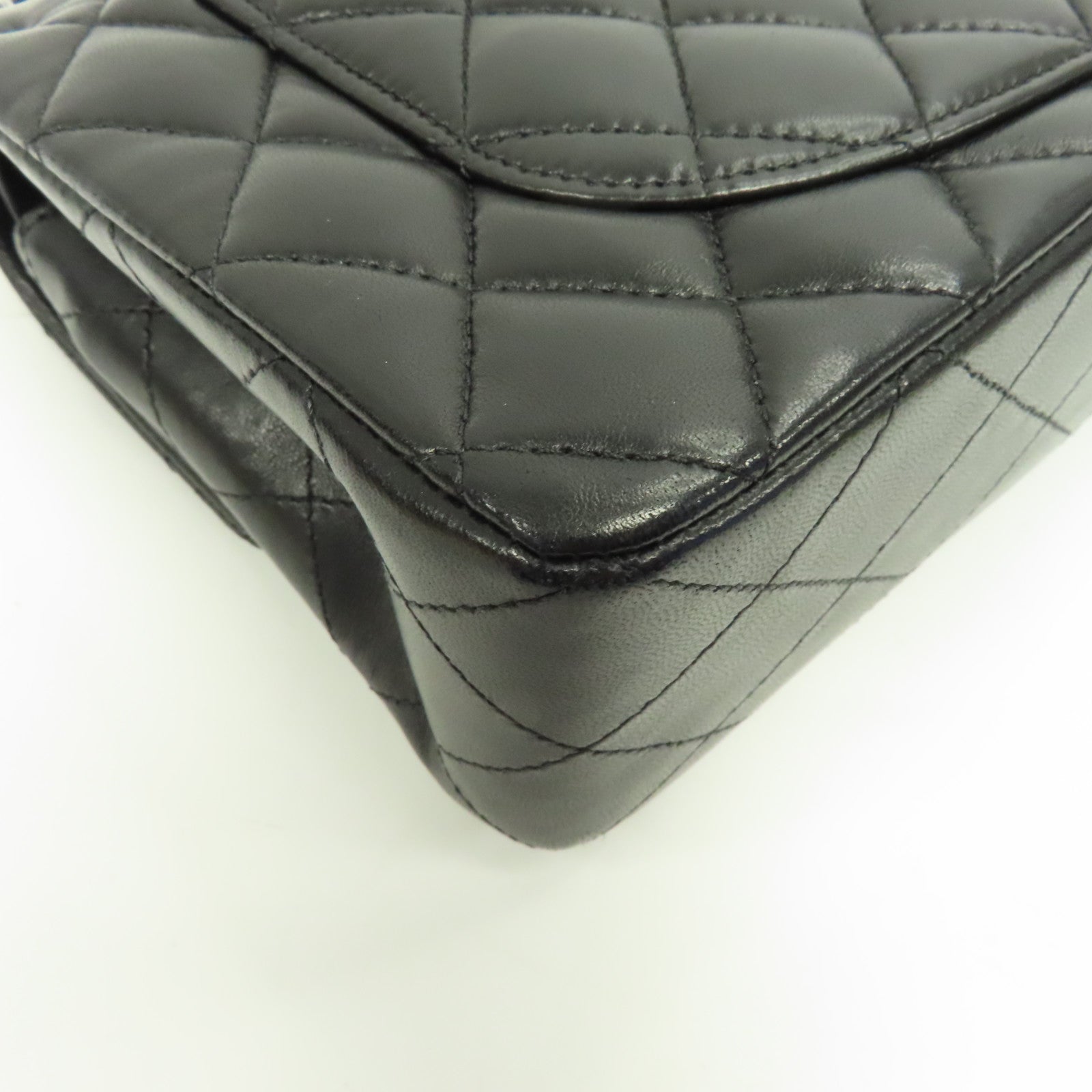 CHANEL 菱格羊皮皮革Classic Flap 23銀扣鏈帶肩背袋黑色