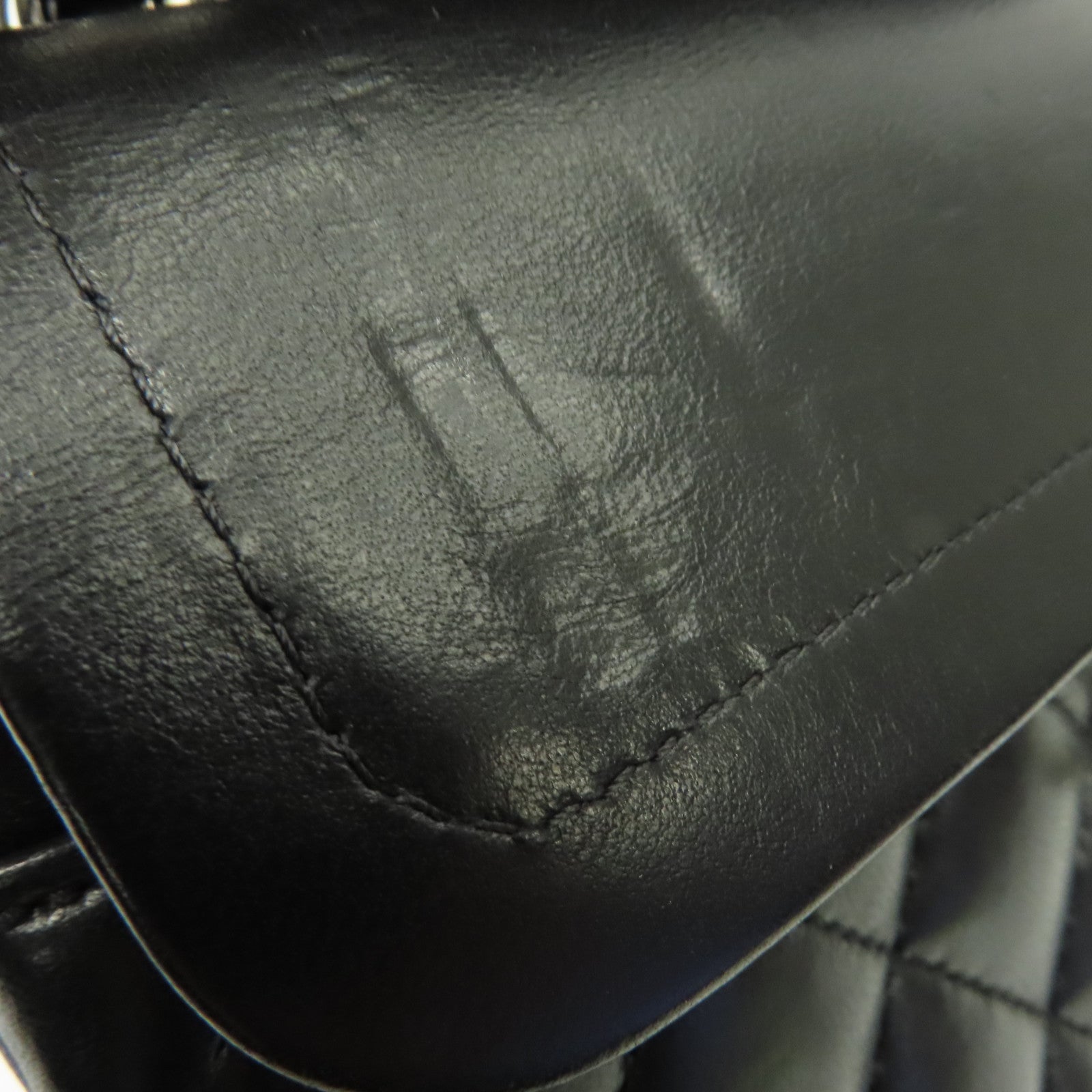 CHANEL 菱格羊皮皮革Classic Flap 23銀扣鏈帶肩背袋黑色